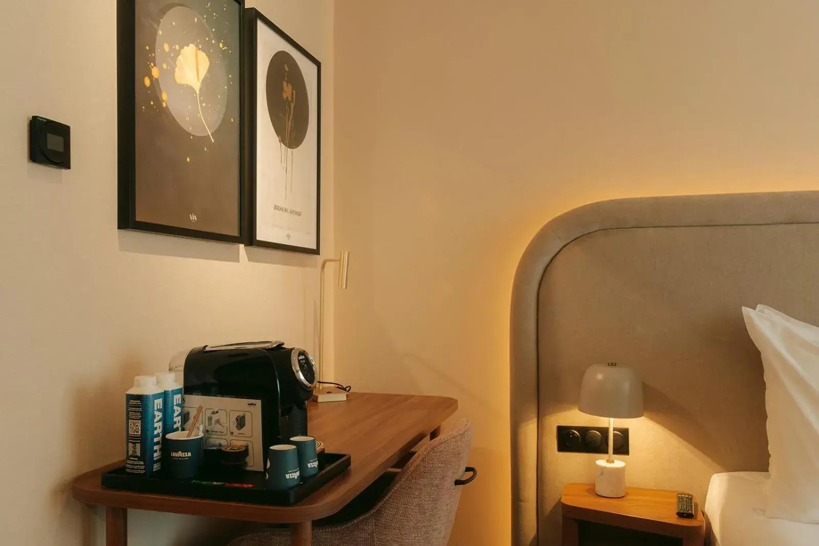 Standard Twin Room in Via Antwerp Standard Twin Room in Via Antwerp