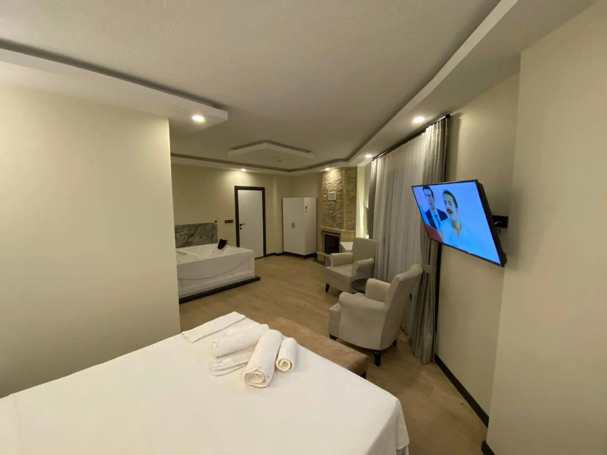 Photo of the whole room, Bed in Ağva Capella Hideaway Hotel