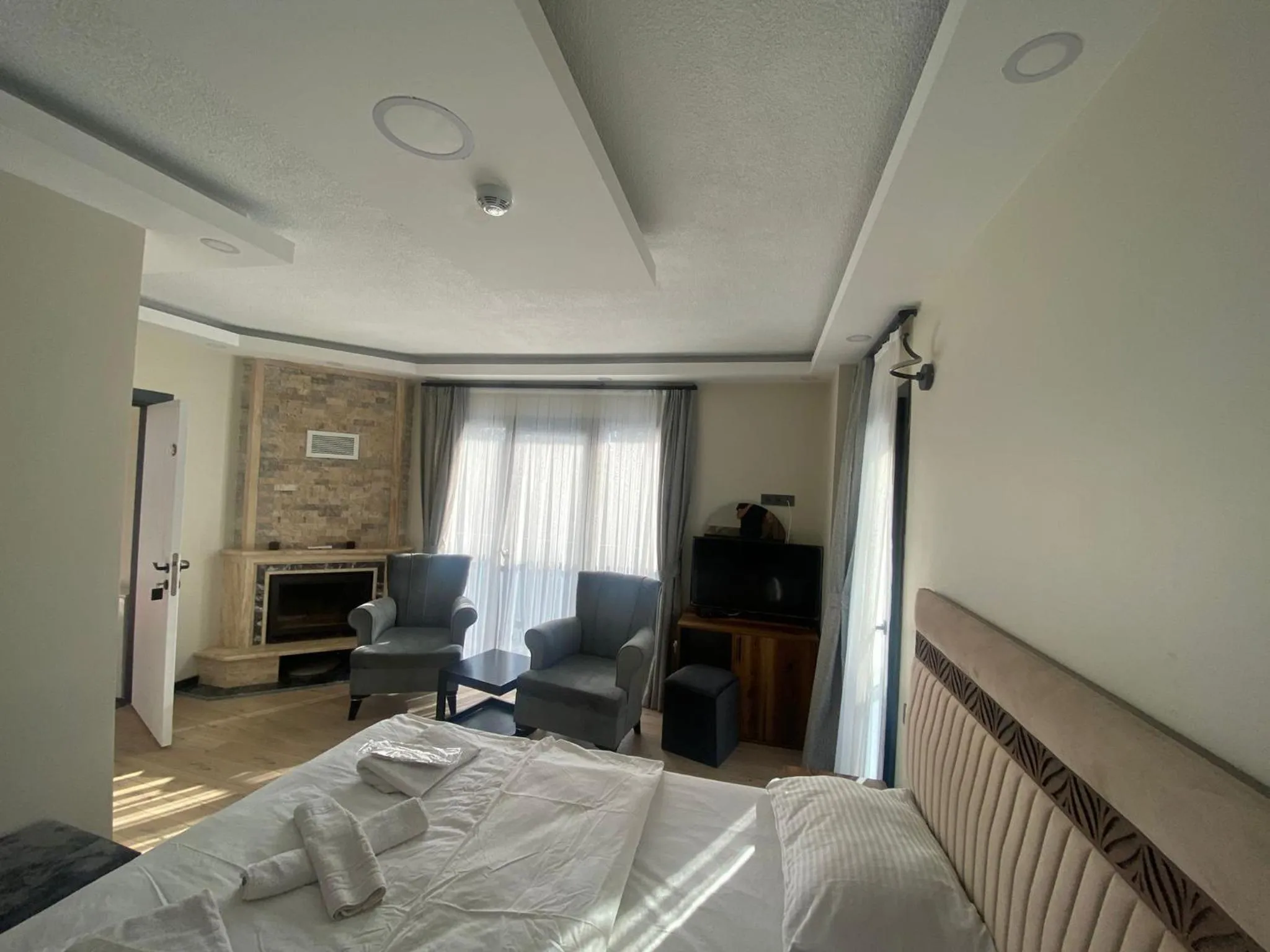 Photo of the whole room, Bed in Ağva Capella Hideaway Hotel