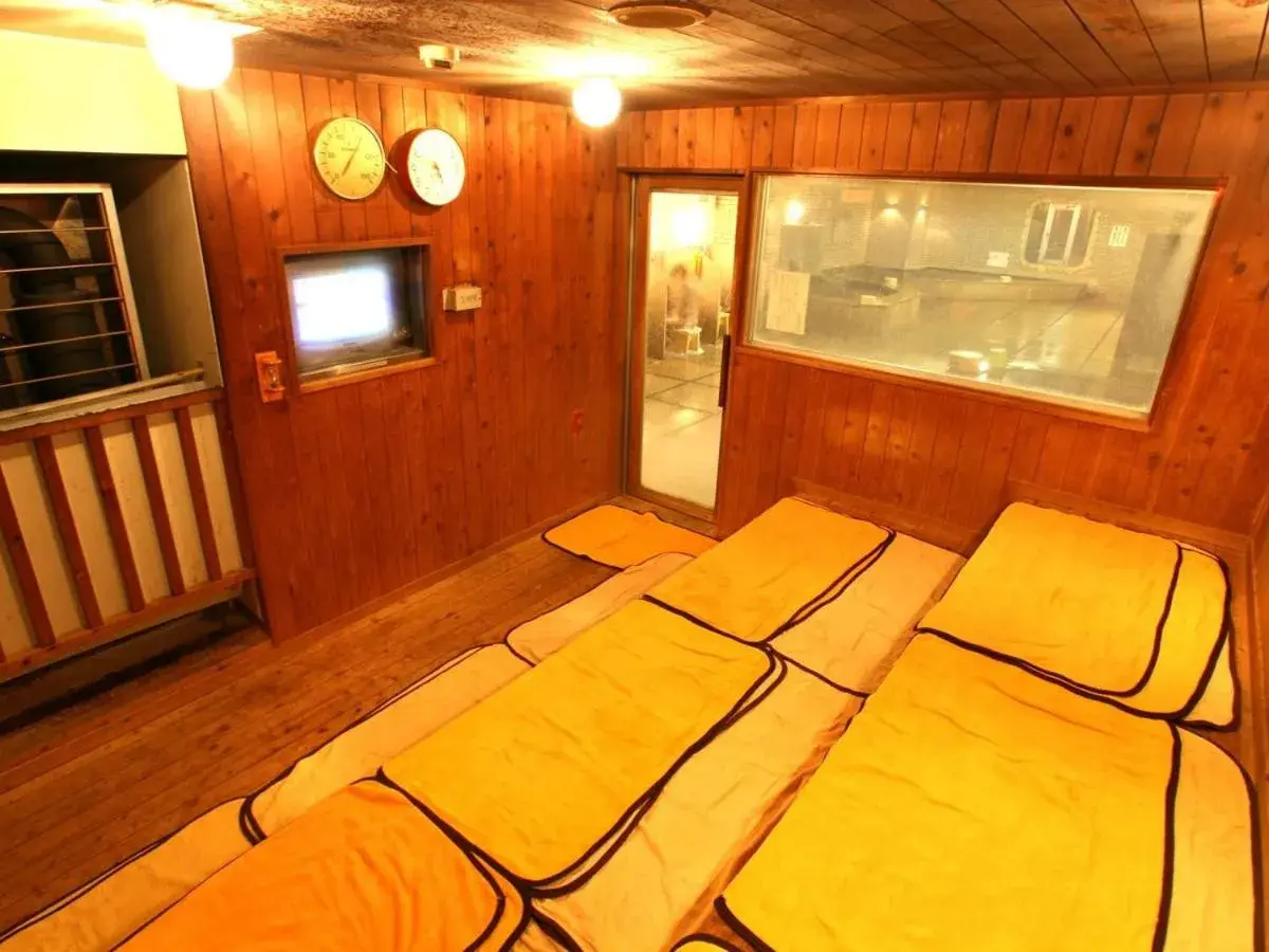 Single Room with Shared Bath - Smoking in New Gloria Oita Hotel Single Room with Shared Bath - Smoking in New Gloria Oita Hotel