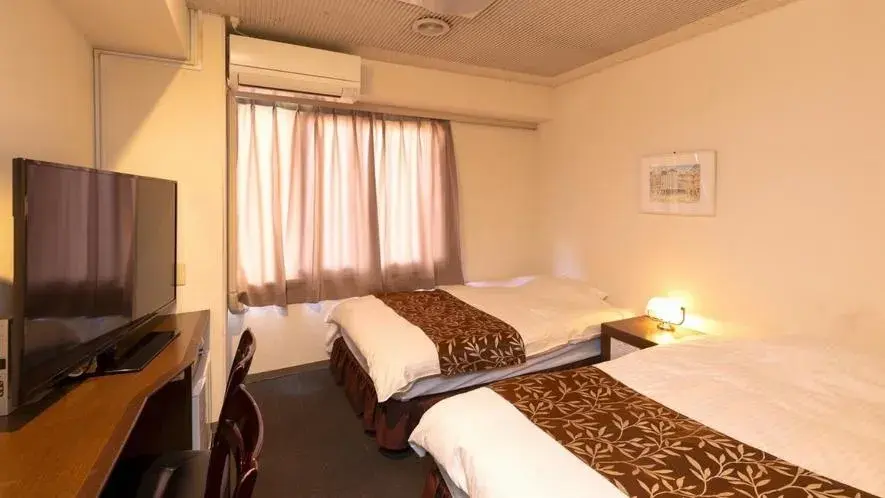 Twin Room - Smoking in New Gloria Oita Hotel Twin Room - Smoking in New Gloria Oita Hotel