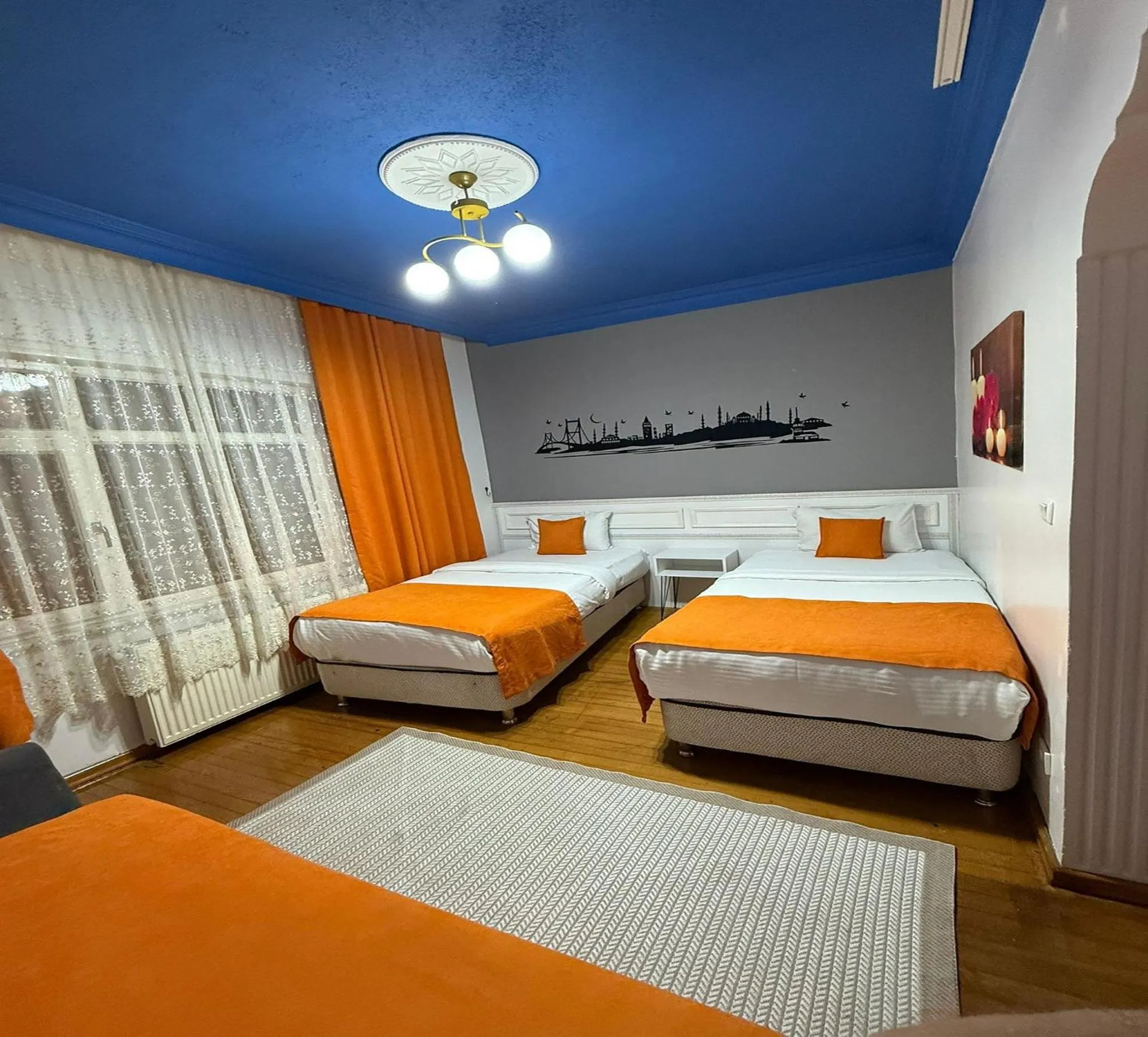 Bedroom, Bed in Unique Suite Hotel