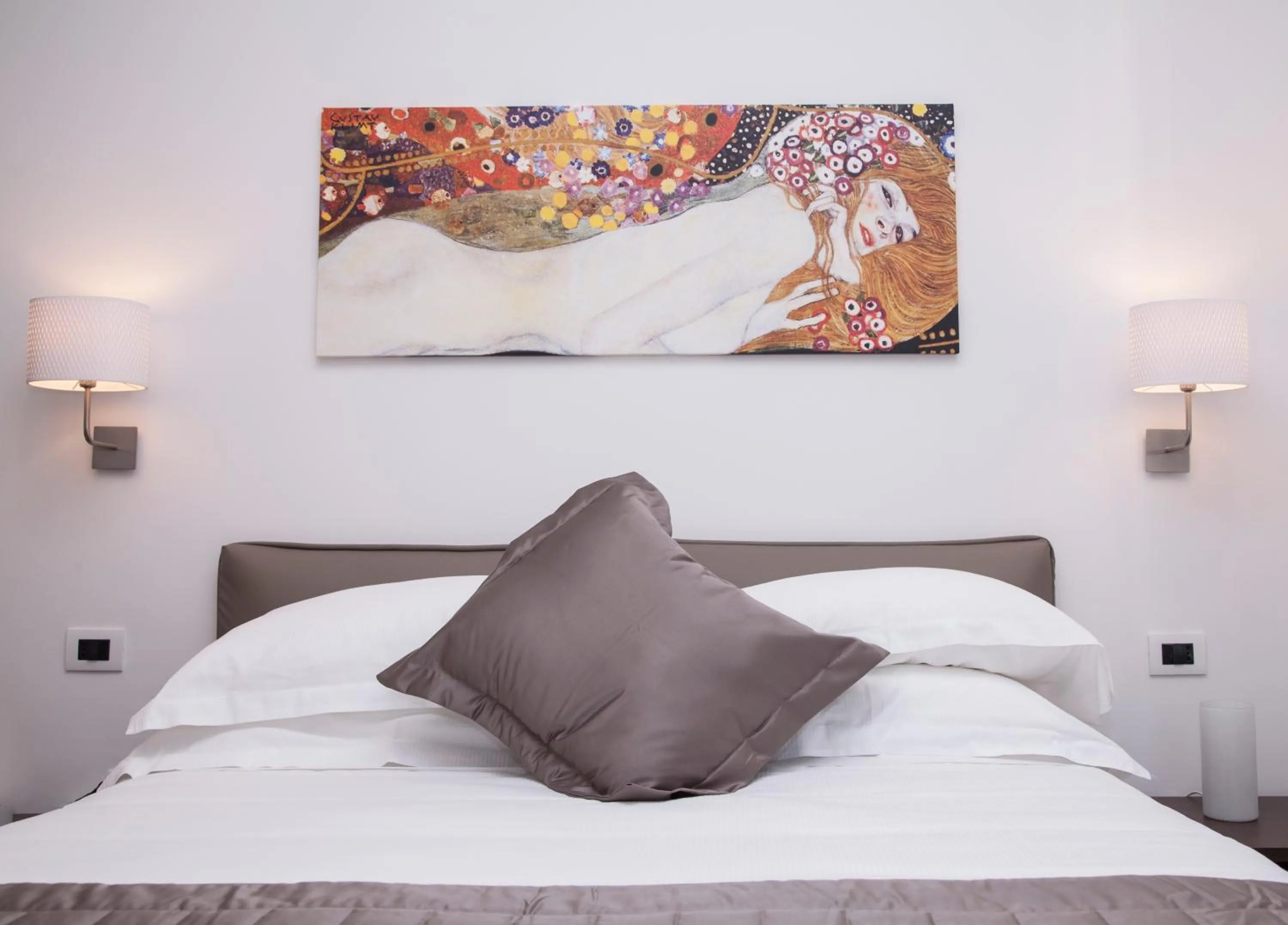 Internal: Not applicable to any particular room, Bed in Maison Maneli