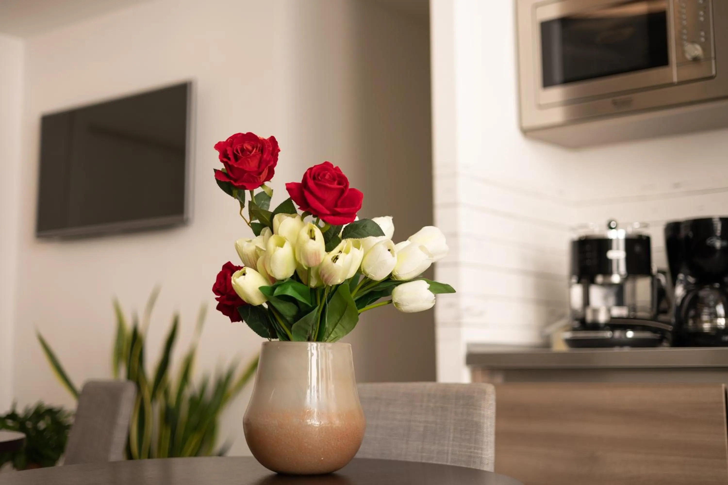 Internal: Not applicable to any particular room in Maison Maneli