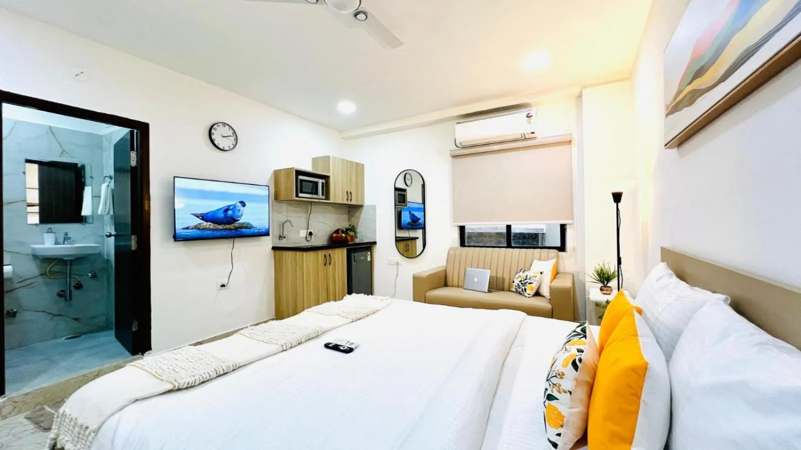 TV and multimedia, Bed in Olive Serviced Apartments - HICC Hitex Hyderabad