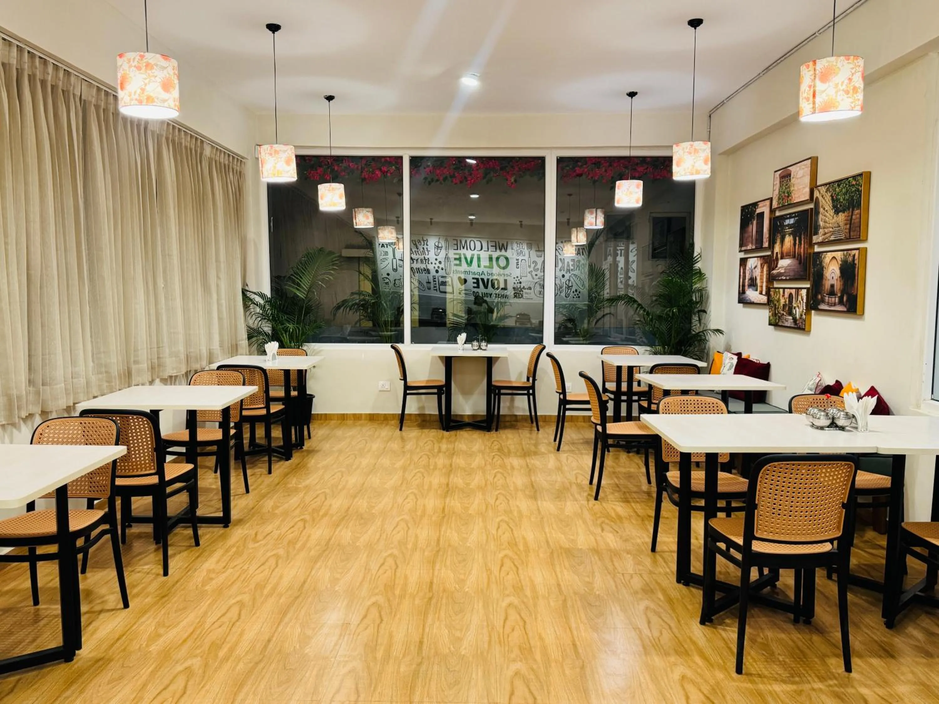 Restaurant/places to eat in Olive Serviced Apartments - HICC Hitex Hyderabad