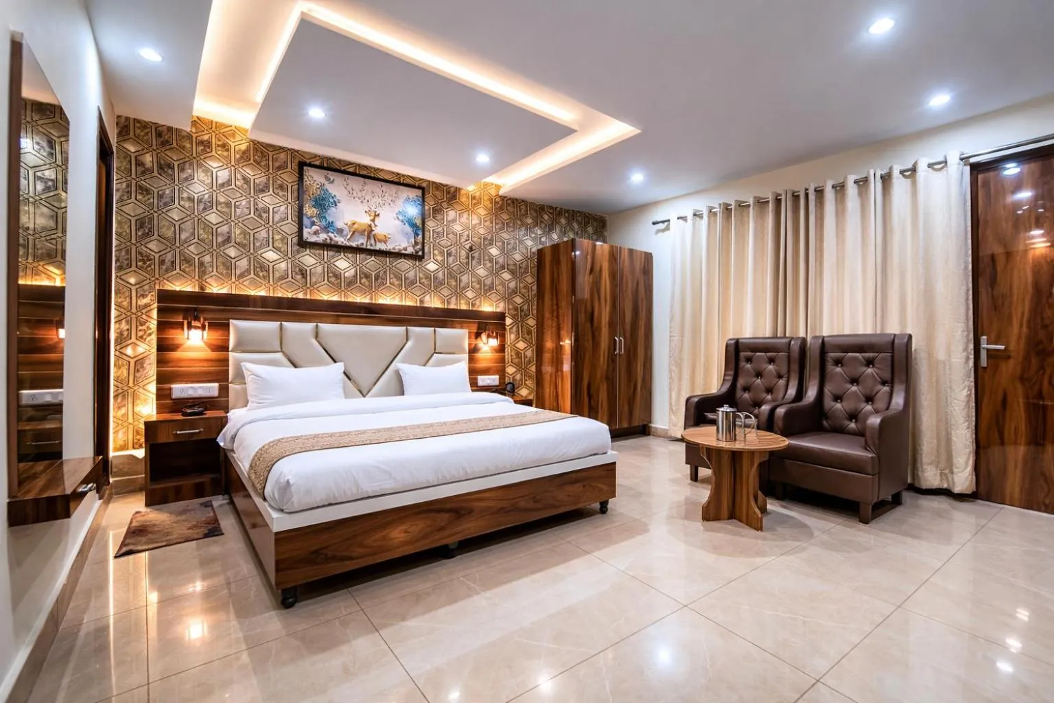 M S Resort Dalhousie, Near mall road Gandhi Chowk Dalhousie