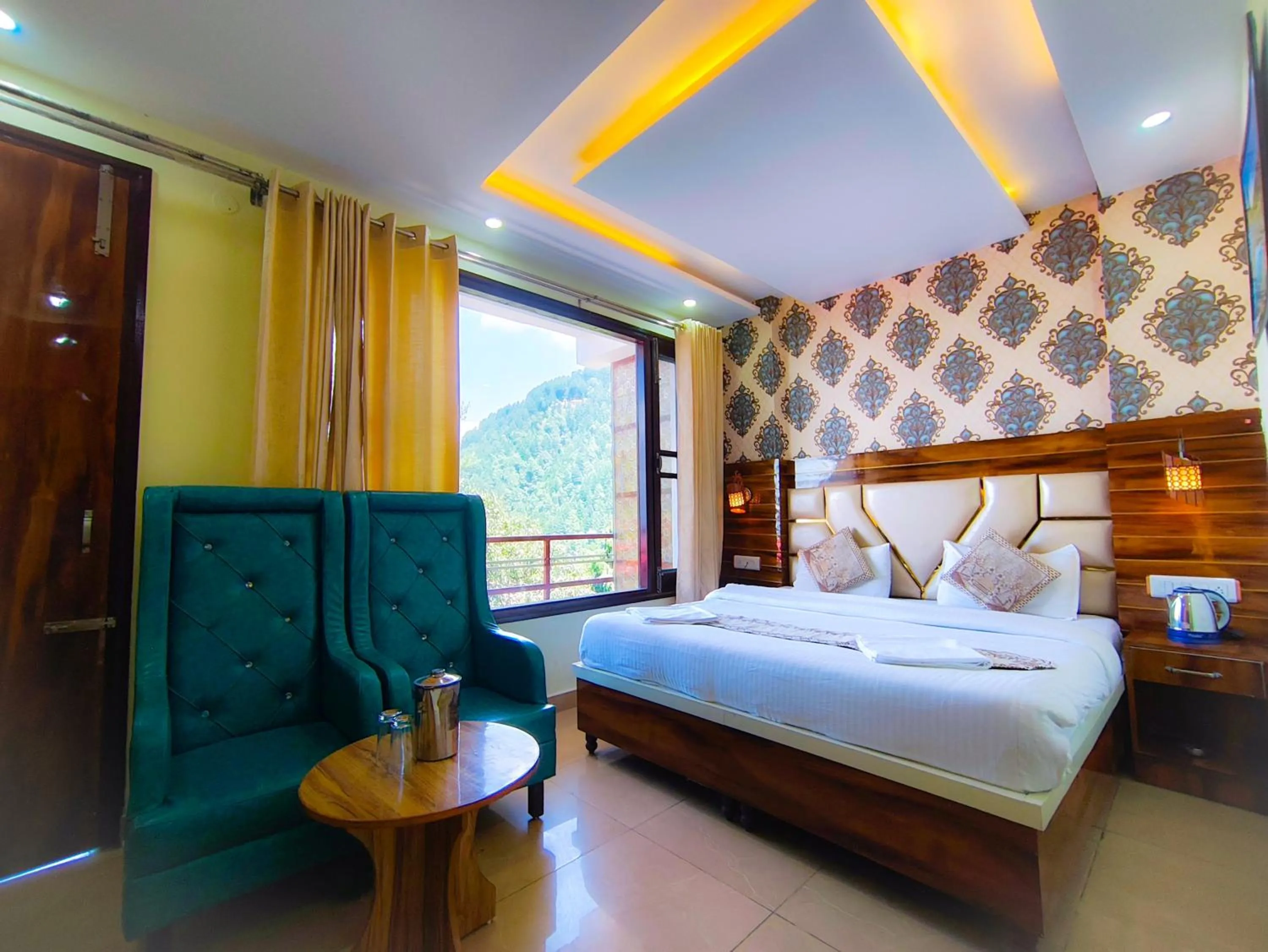 M S Resort Dalhousie, Near mall road Gandhi Chowk Dalhousie