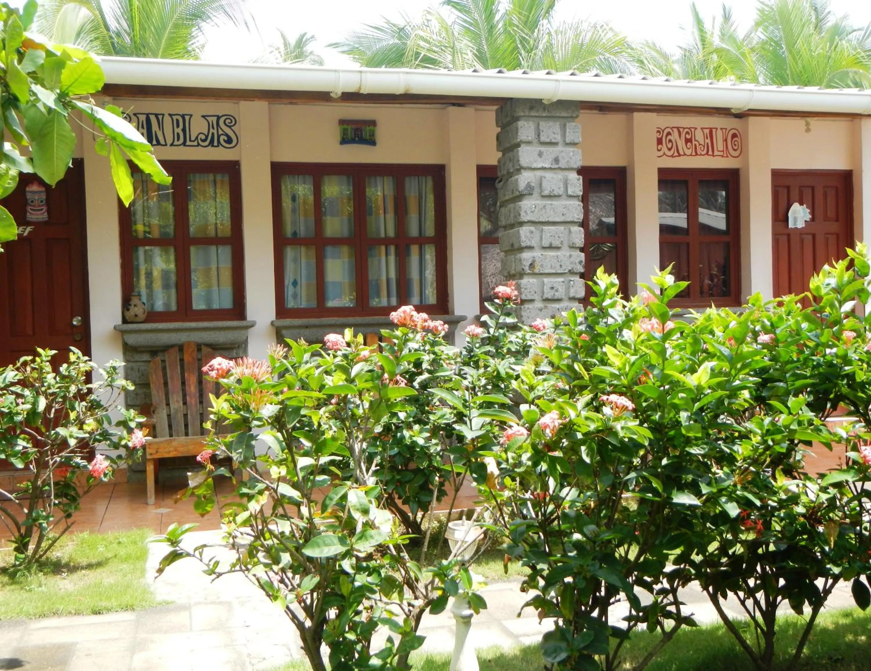 Day in Punta Roca Surf Resort