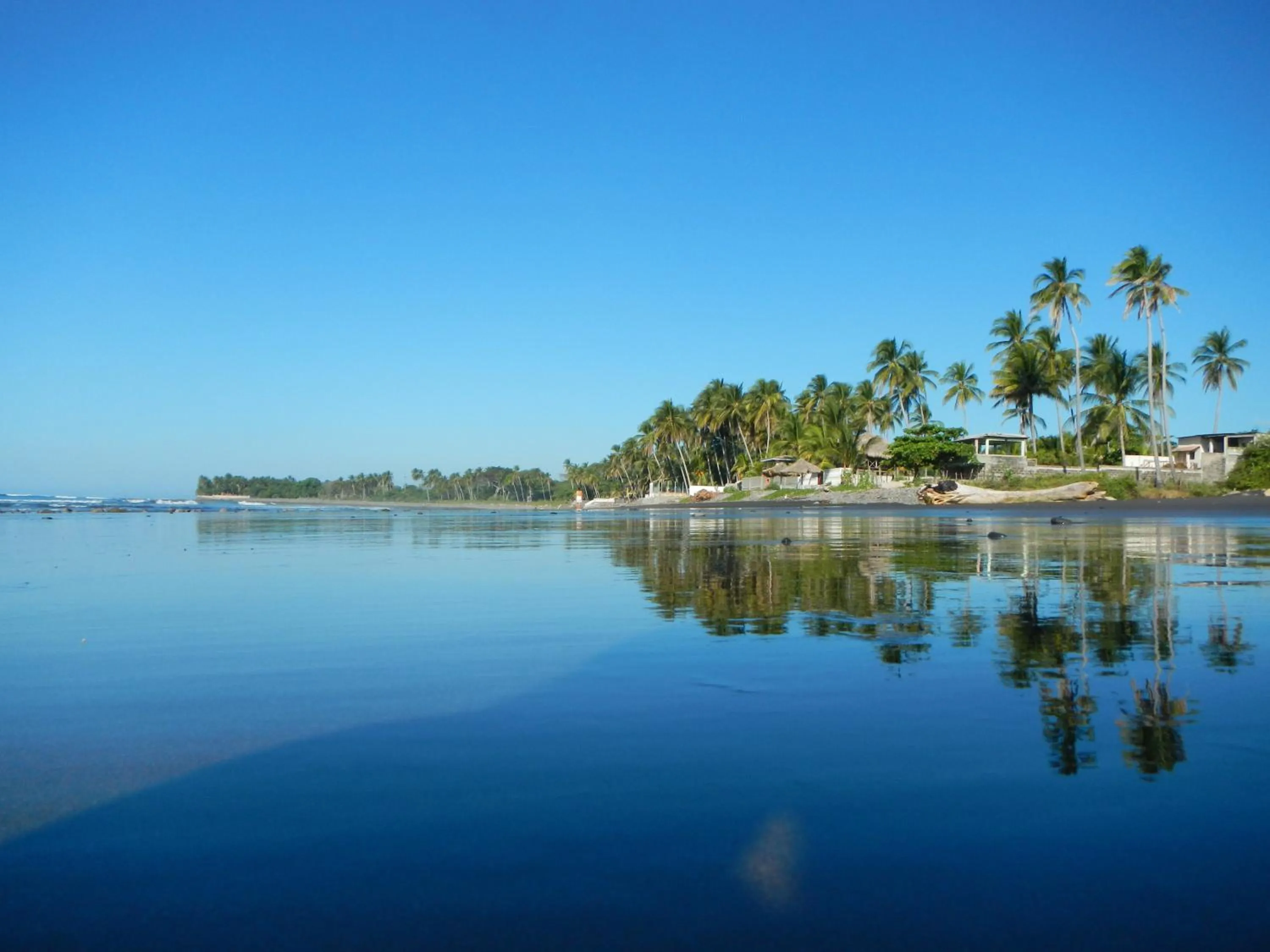 Day in Punta Roca Surf Resort