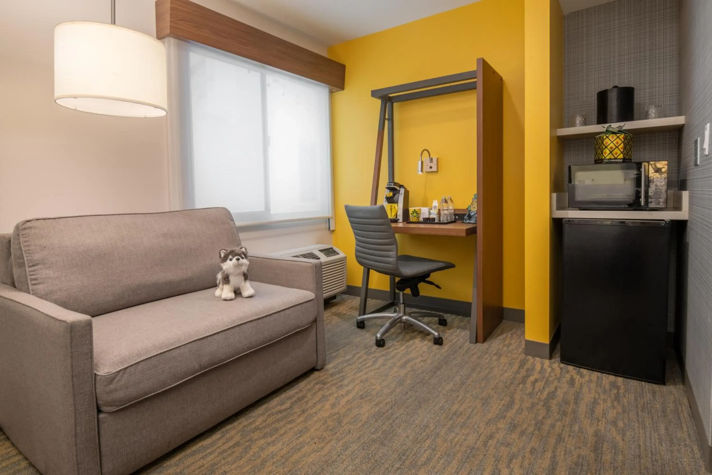 Z Double Queen Suite Mobility Accessible w/Tub in Staypineapple, Hotel Z, Gaslamp San Diego Z Double Queen Suite Mobility Accessible w/Tub in Staypineapple, Hotel Z, Gaslamp San Diego