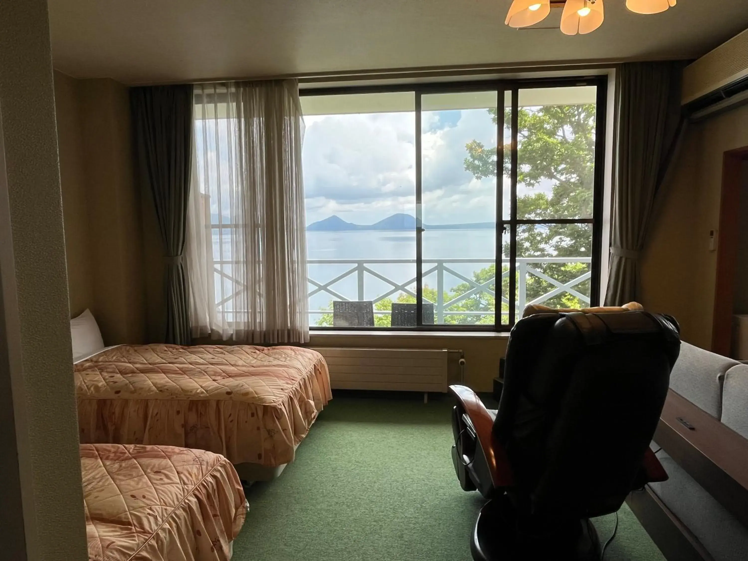 Bedroom, Bed in Sapporo's Secret Onsen Sanctuary Marukoma Onsen Ryokan Bedroom, Bed in Sapporo's Secret Onsen Sanctuary Marukoma Onsen Ryokan