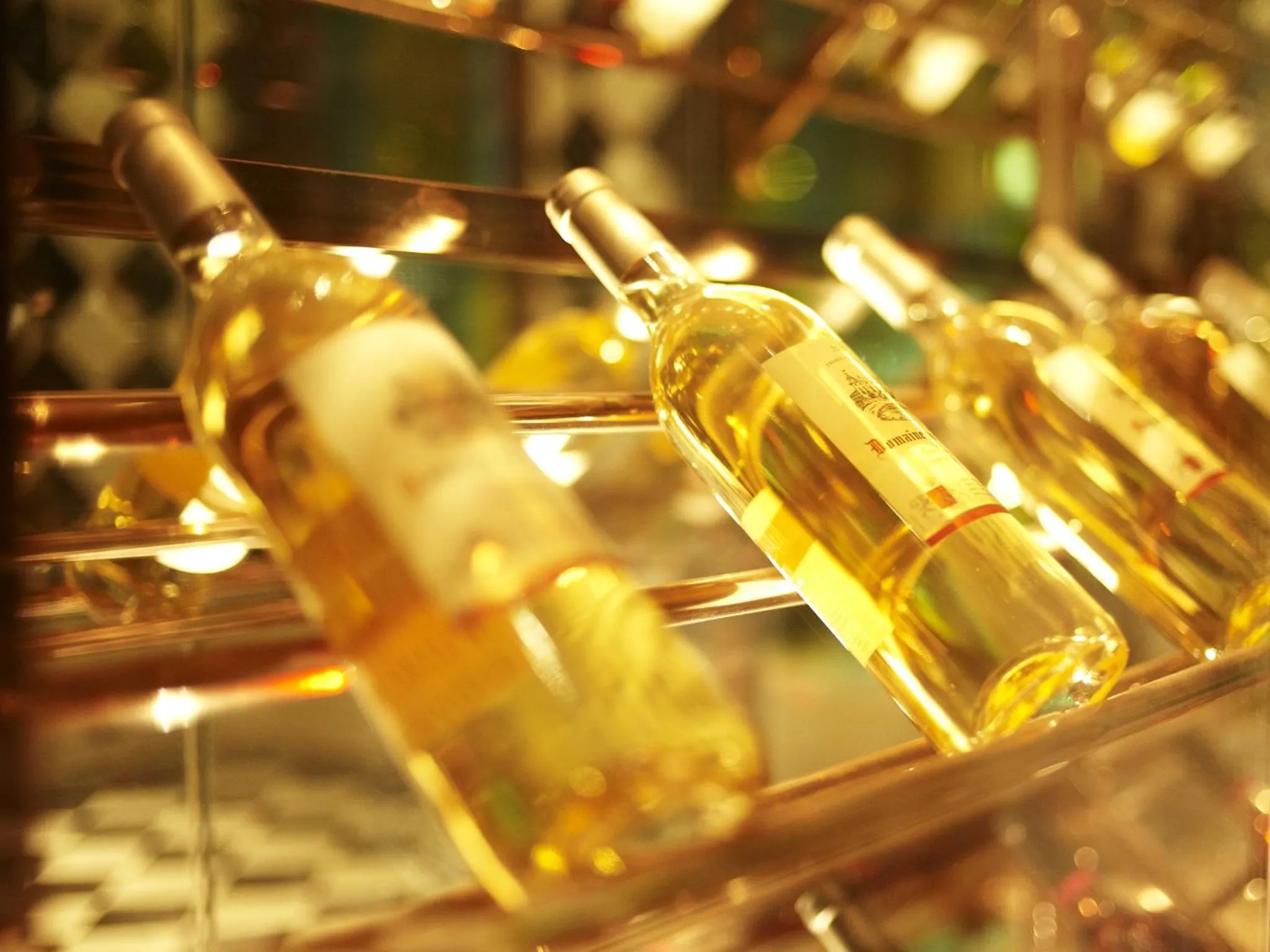 Food and drinks in Optics Valley Kingdom Plaza Wuhan