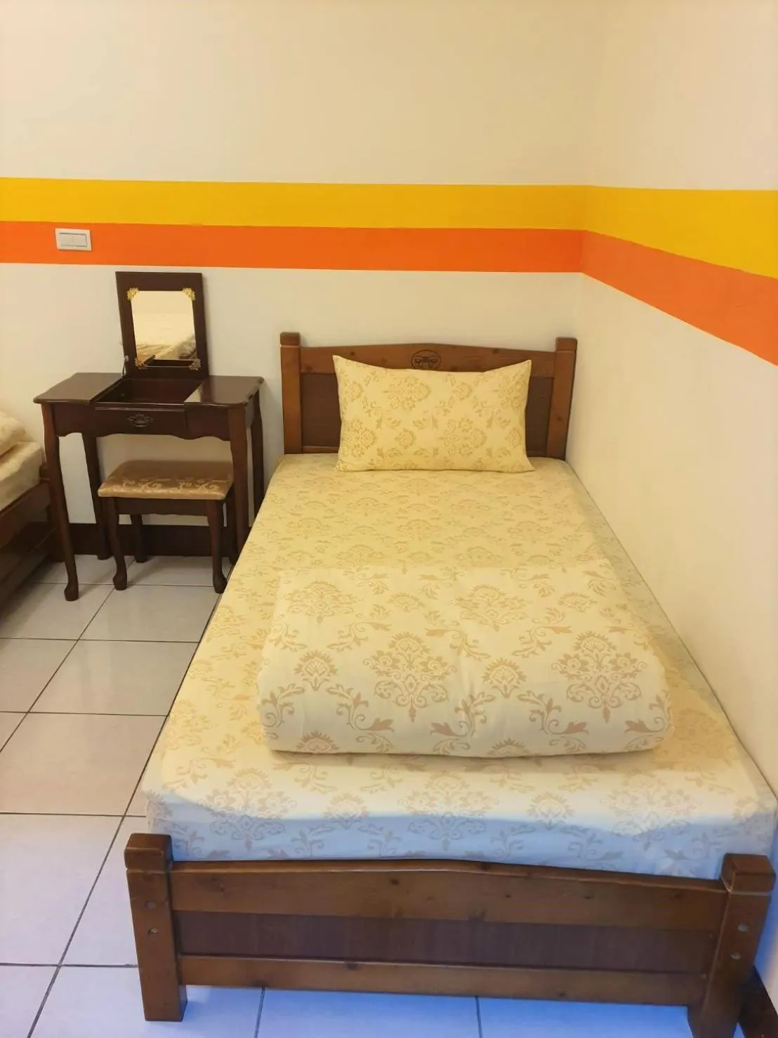 bunk bed, Bed in Hualien HOLO Hostel