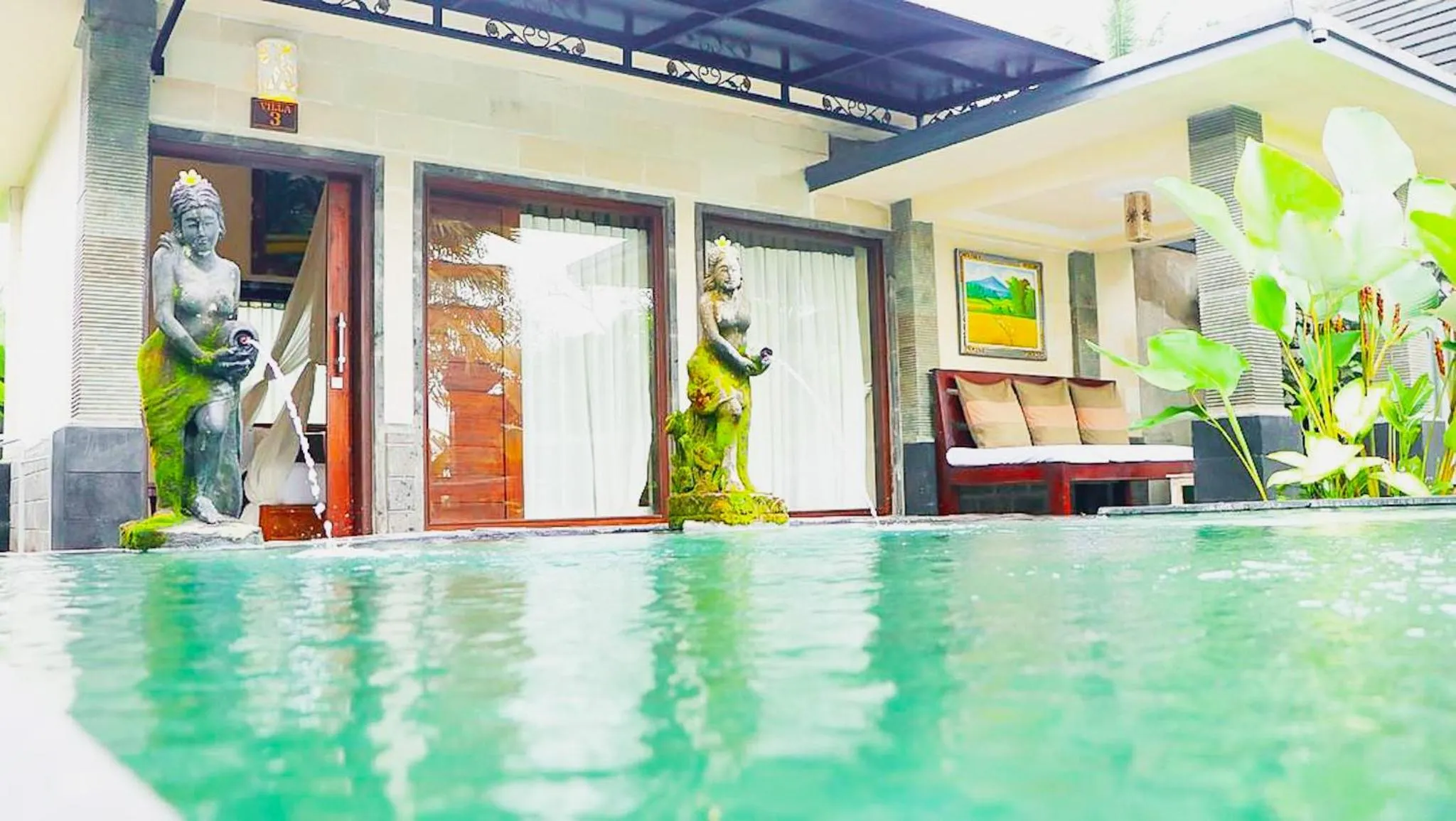 Swimming pool in Villa JJ and Spa Ubud
