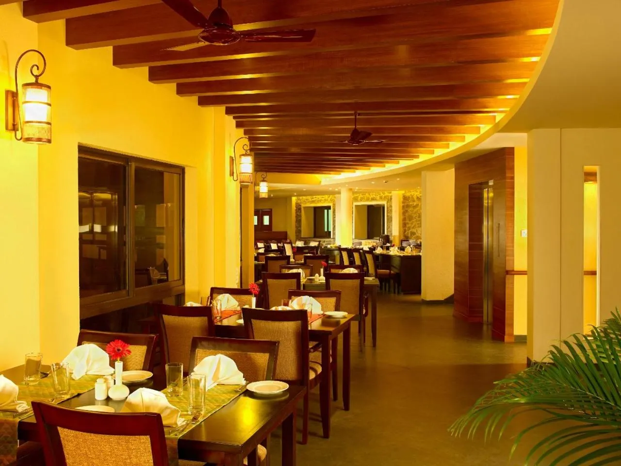 Restaurant/places to eat in Poetree Thekkady