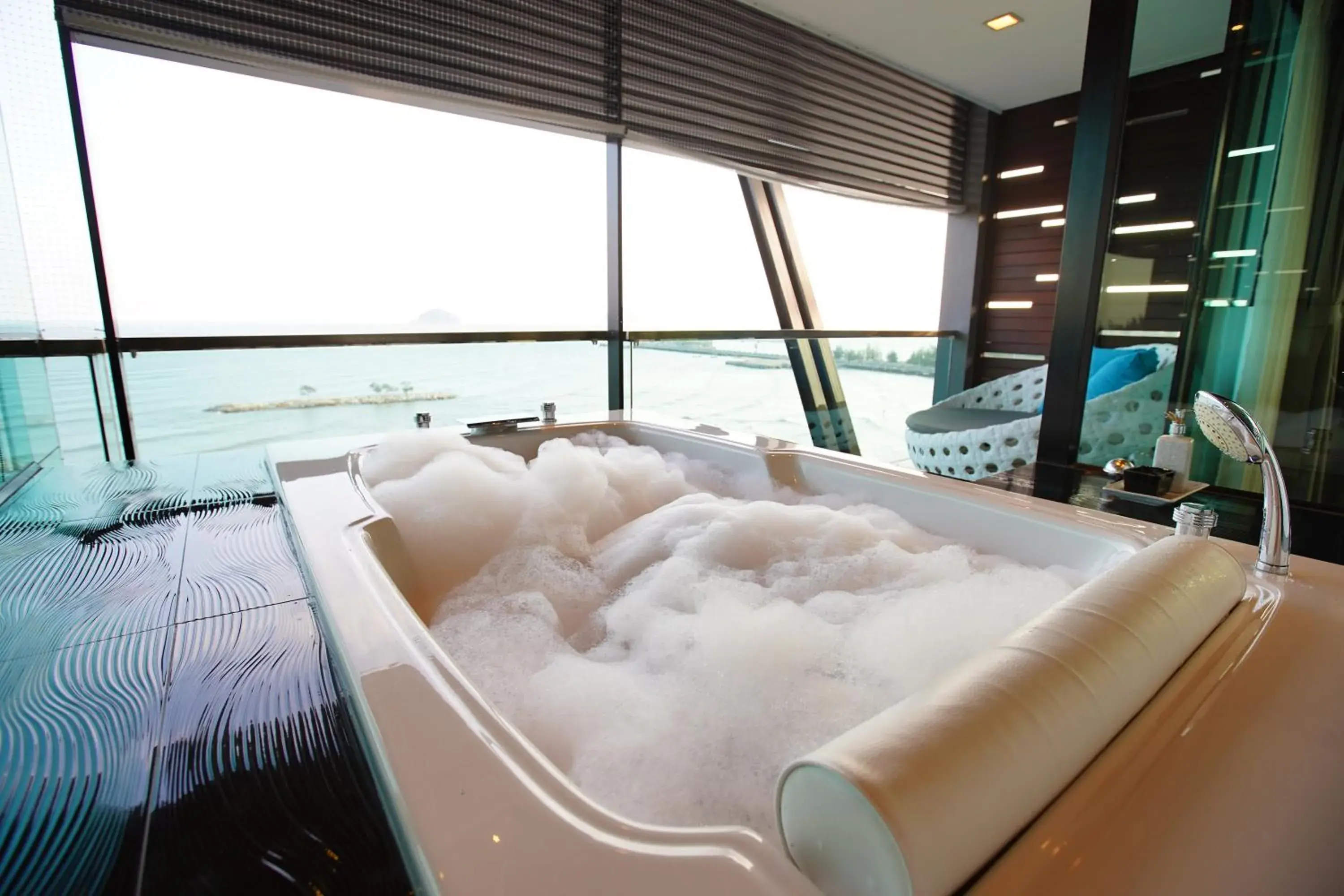 Suite with Sea View in @T Boutique Hotel Suite with Sea View in @T Boutique Hotel