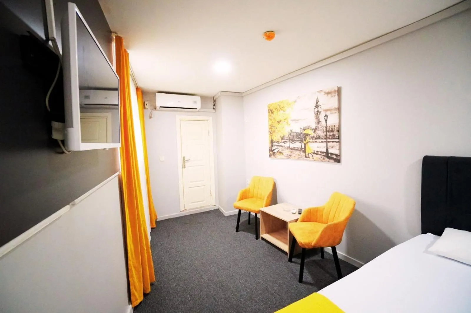 TV and multimedia, Bed in Polo Suit Otel