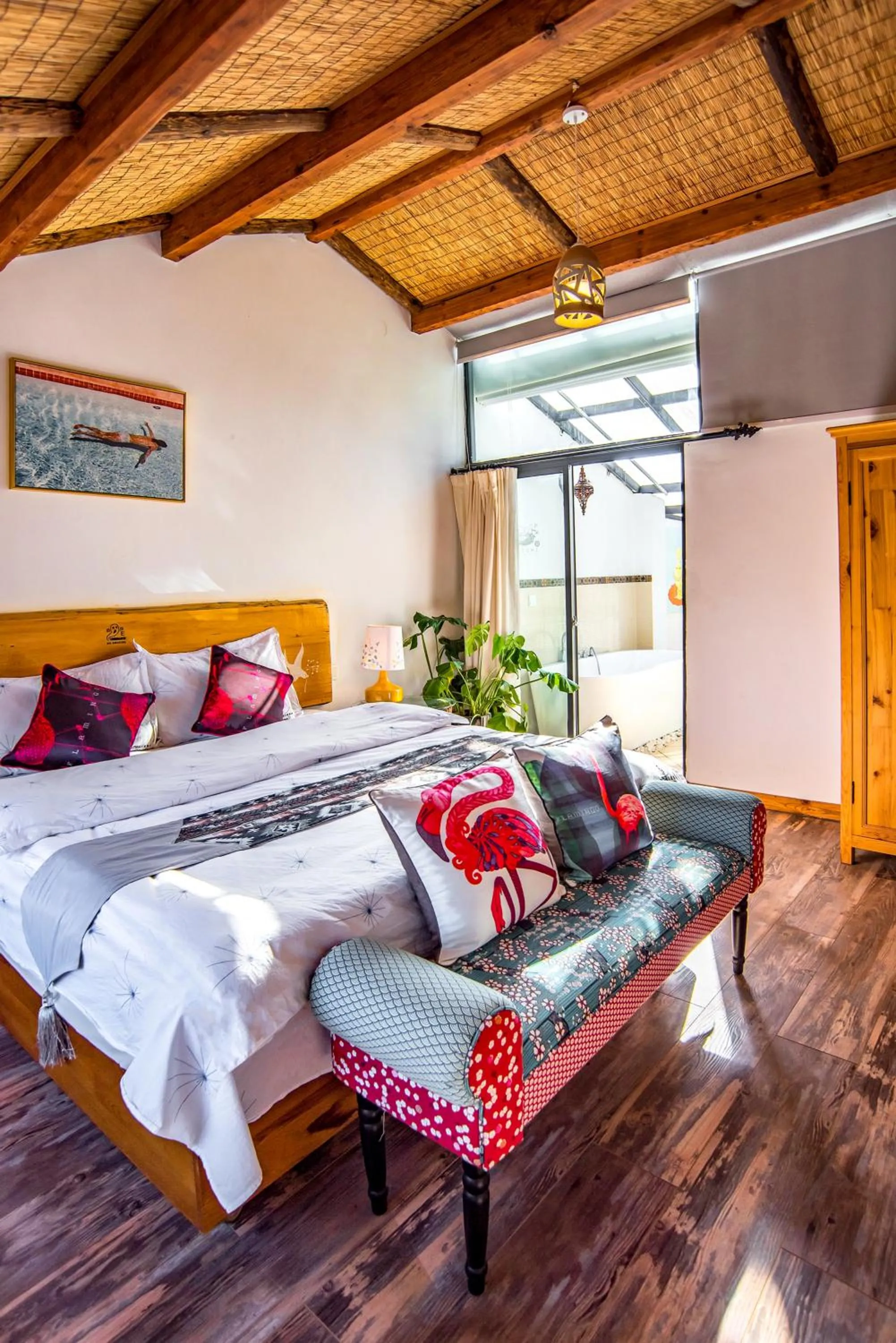 Photo of the whole room, Bed in Baisha Flamingo Hotel