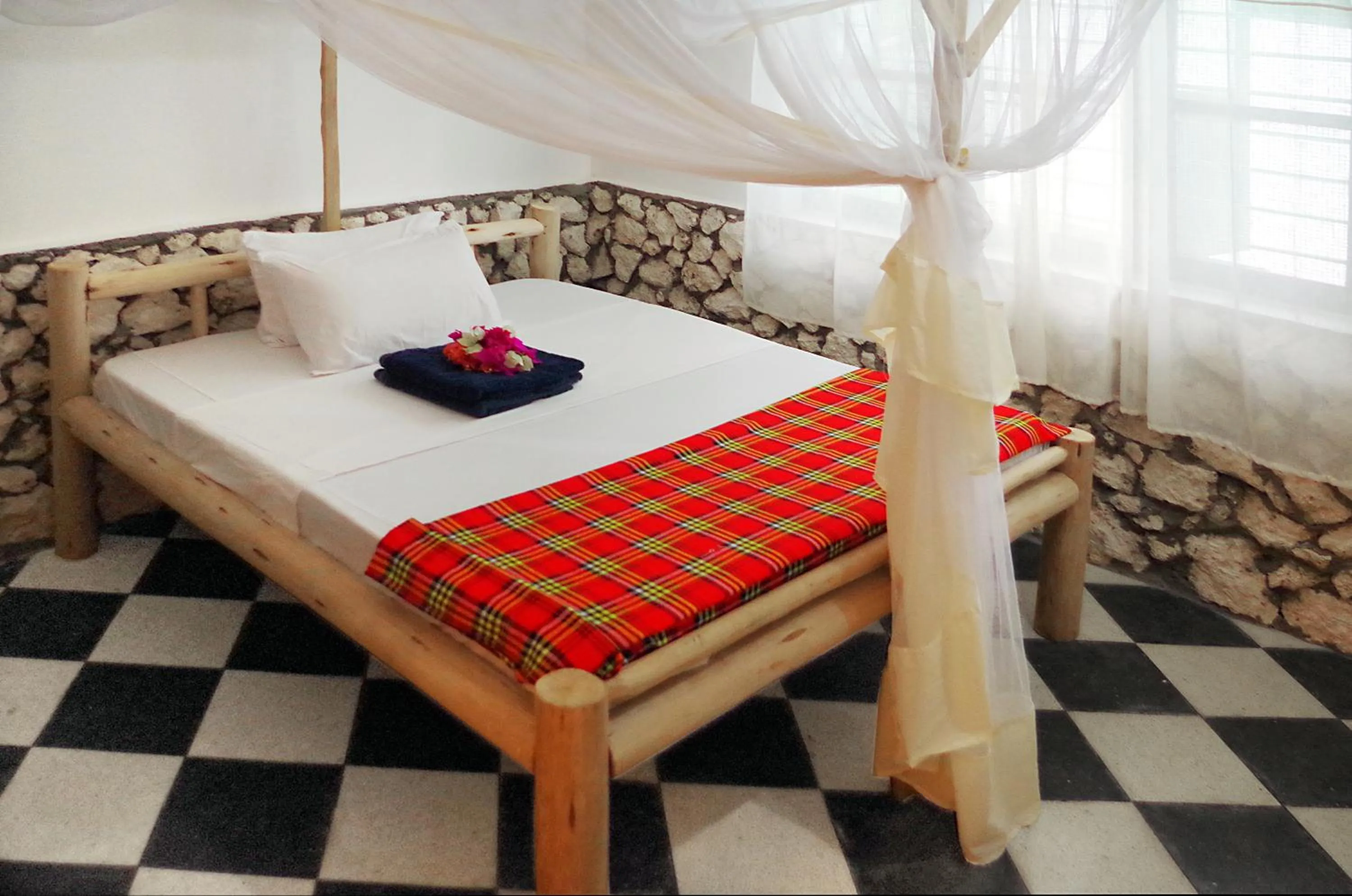 Photo of the whole room, Bed in Kimte Beach Lodge