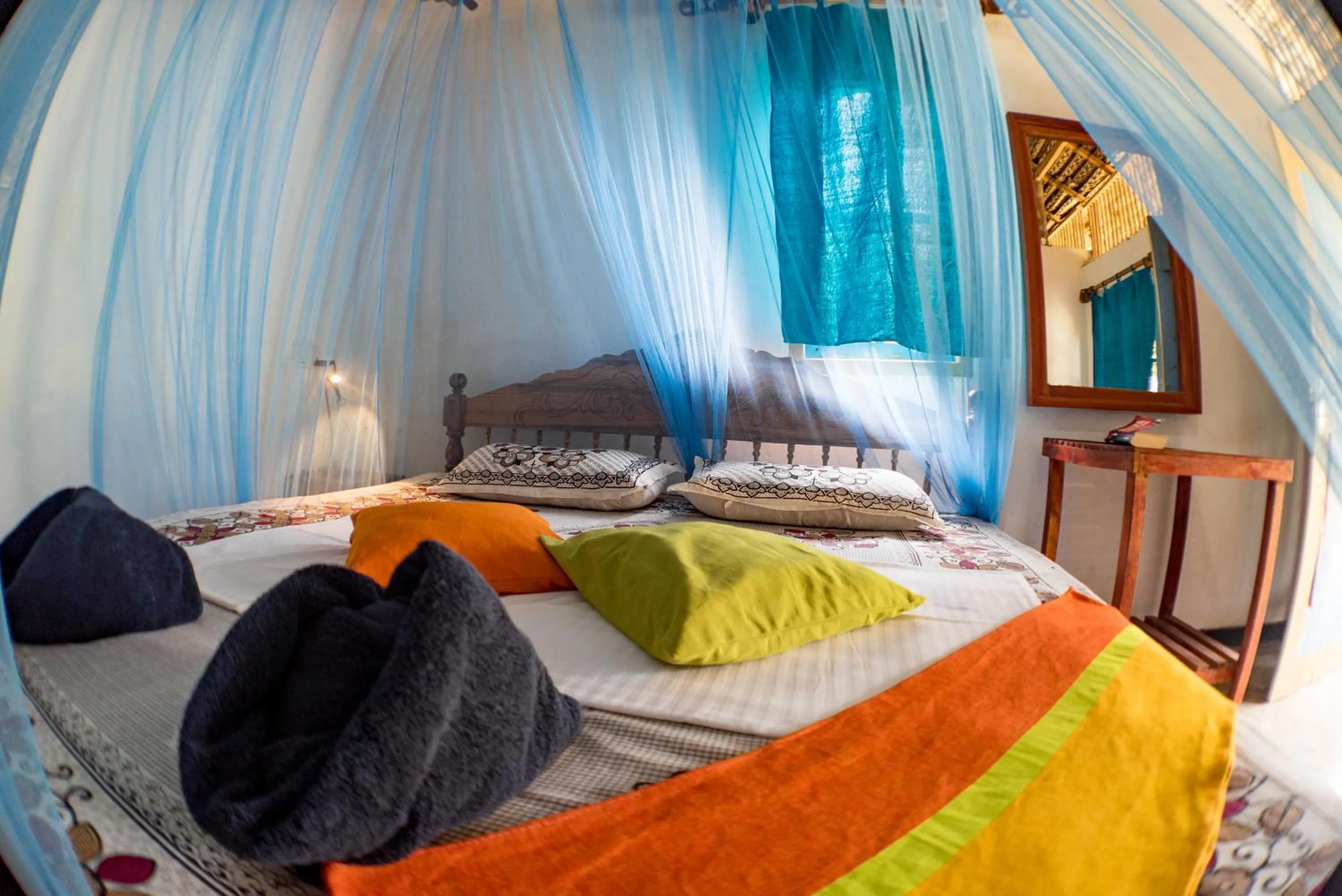 Bed in De Silva Wind Resort Kalpitiya - Kitesurfing School Sri Lanka