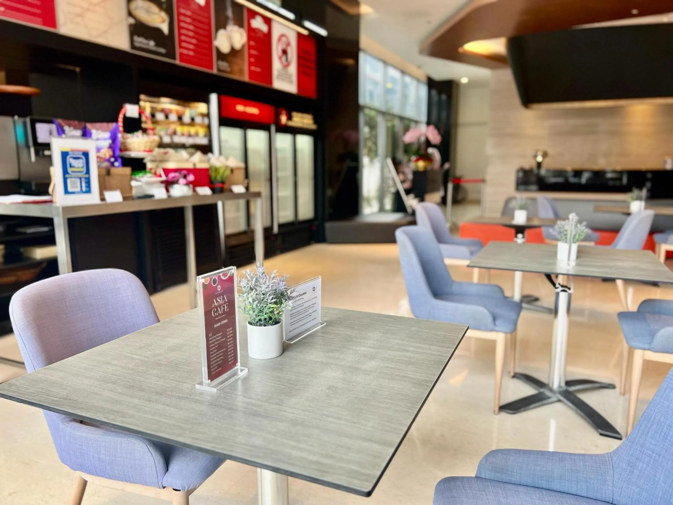 Food and drinks in ASIA MELAKA HOTEL managed by The Straits Hotel & Suites 马六甲亚逸酒店