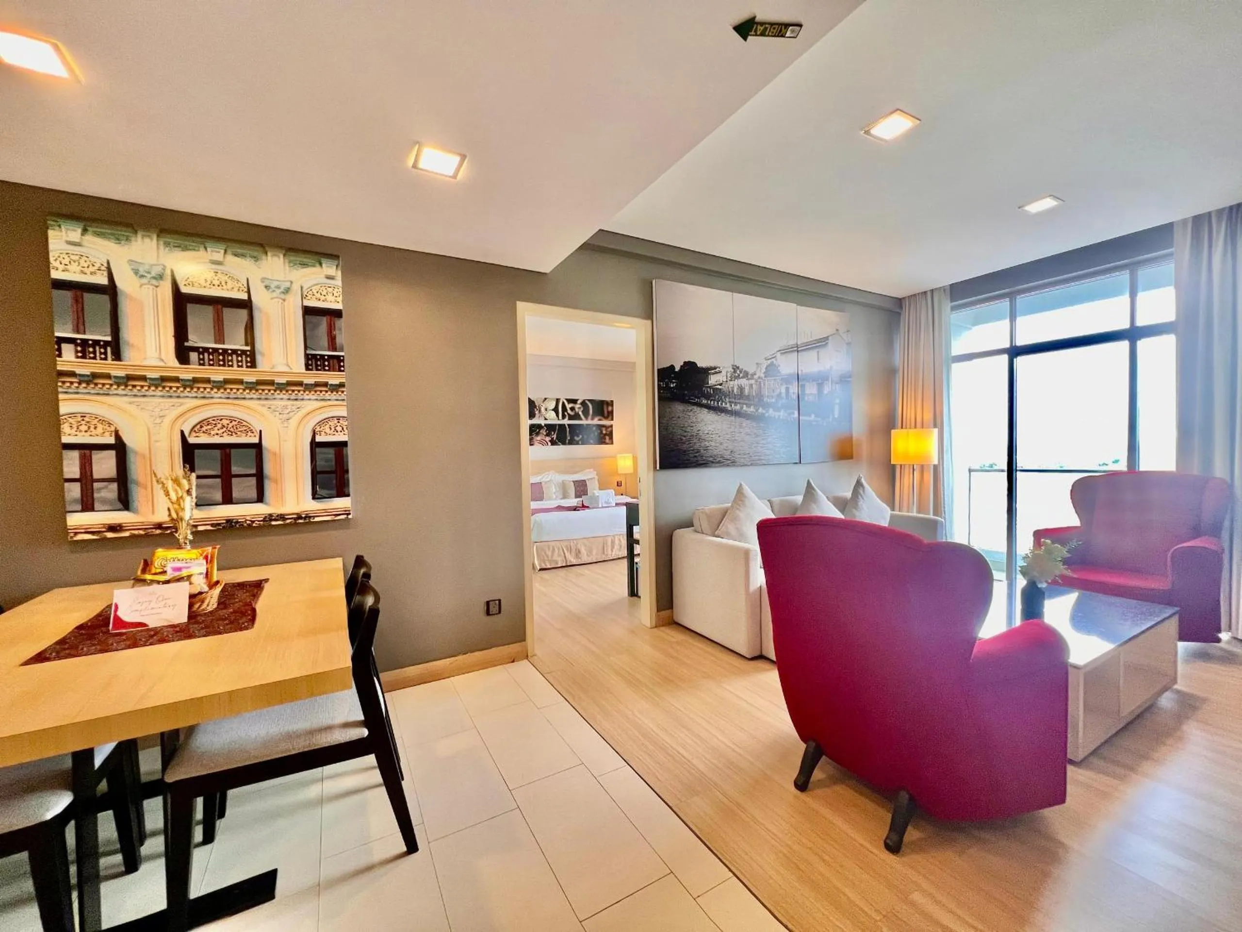 Photo of the whole room in ASIA MELAKA HOTEL managed by The Straits Hotel & Suites 马六甲亚逸酒店