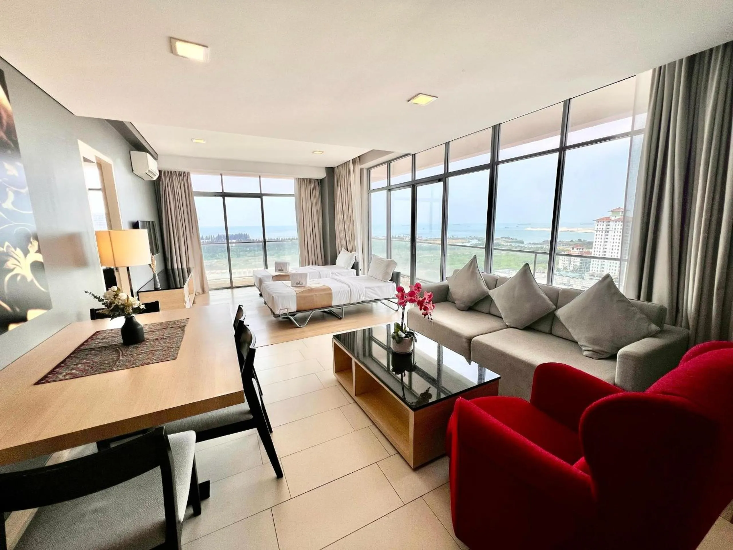 Living room in ASIA MELAKA HOTEL managed by The Straits Hotel & Suites 马六甲亚逸酒店