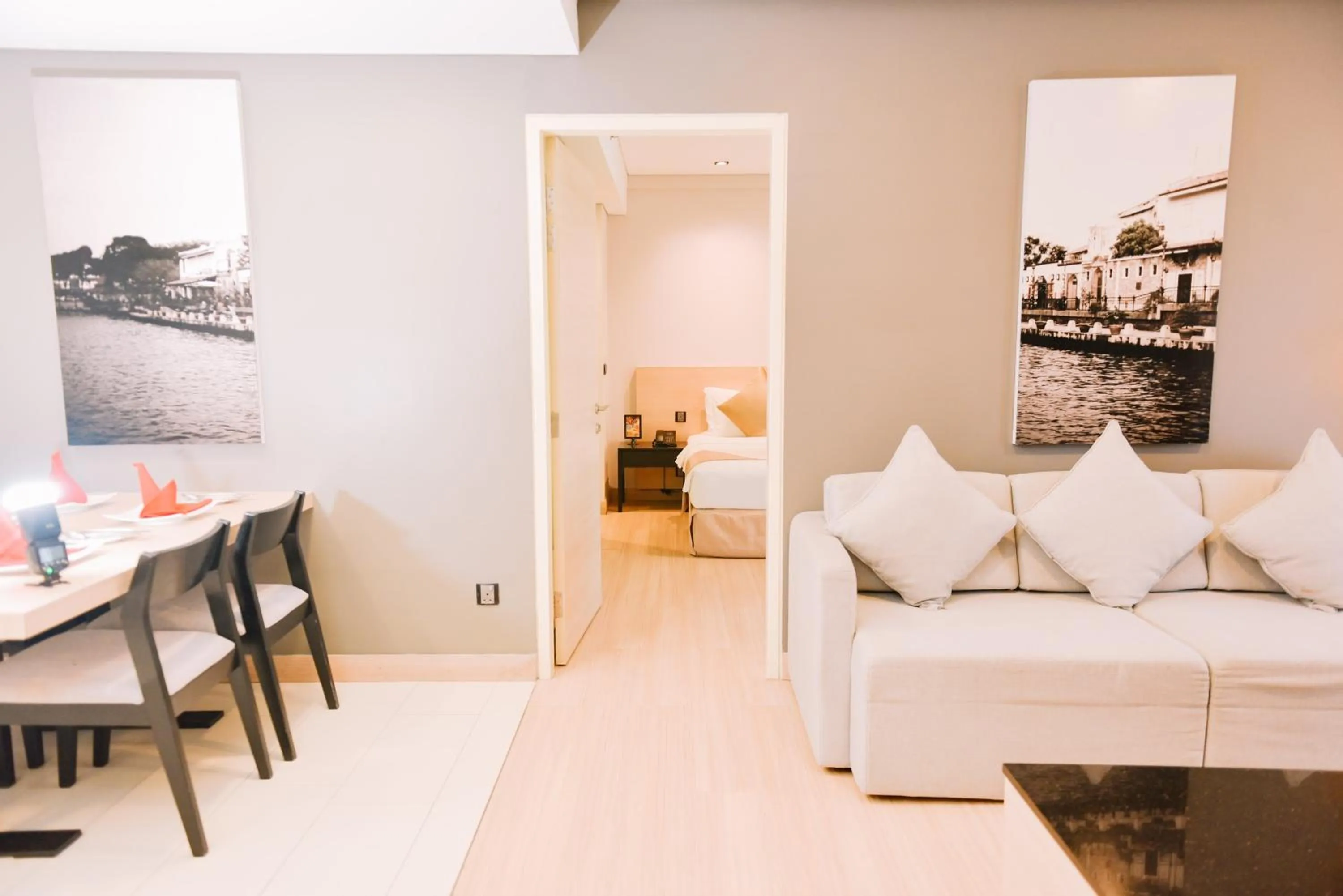 Living room in ASIA MELAKA HOTEL managed by The Straits Hotel & Suites 马六甲亚逸酒店