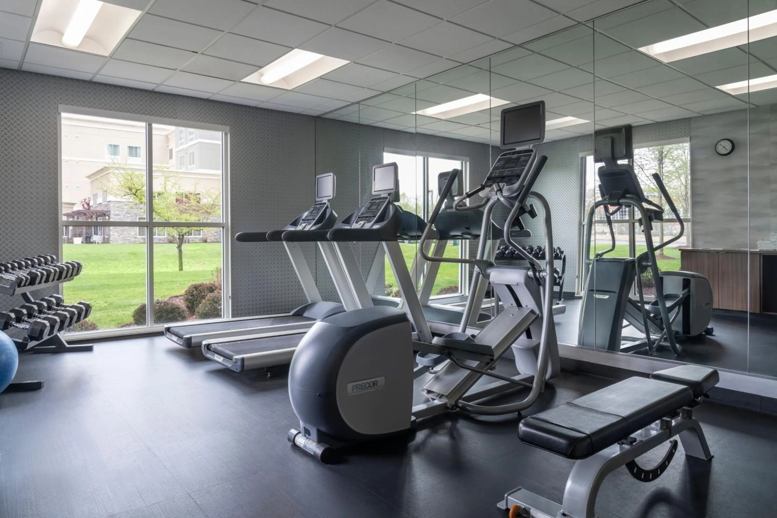 Fitness centre/facilities in Fairfield Inn & Suites by Marriott Akron Fairlawn