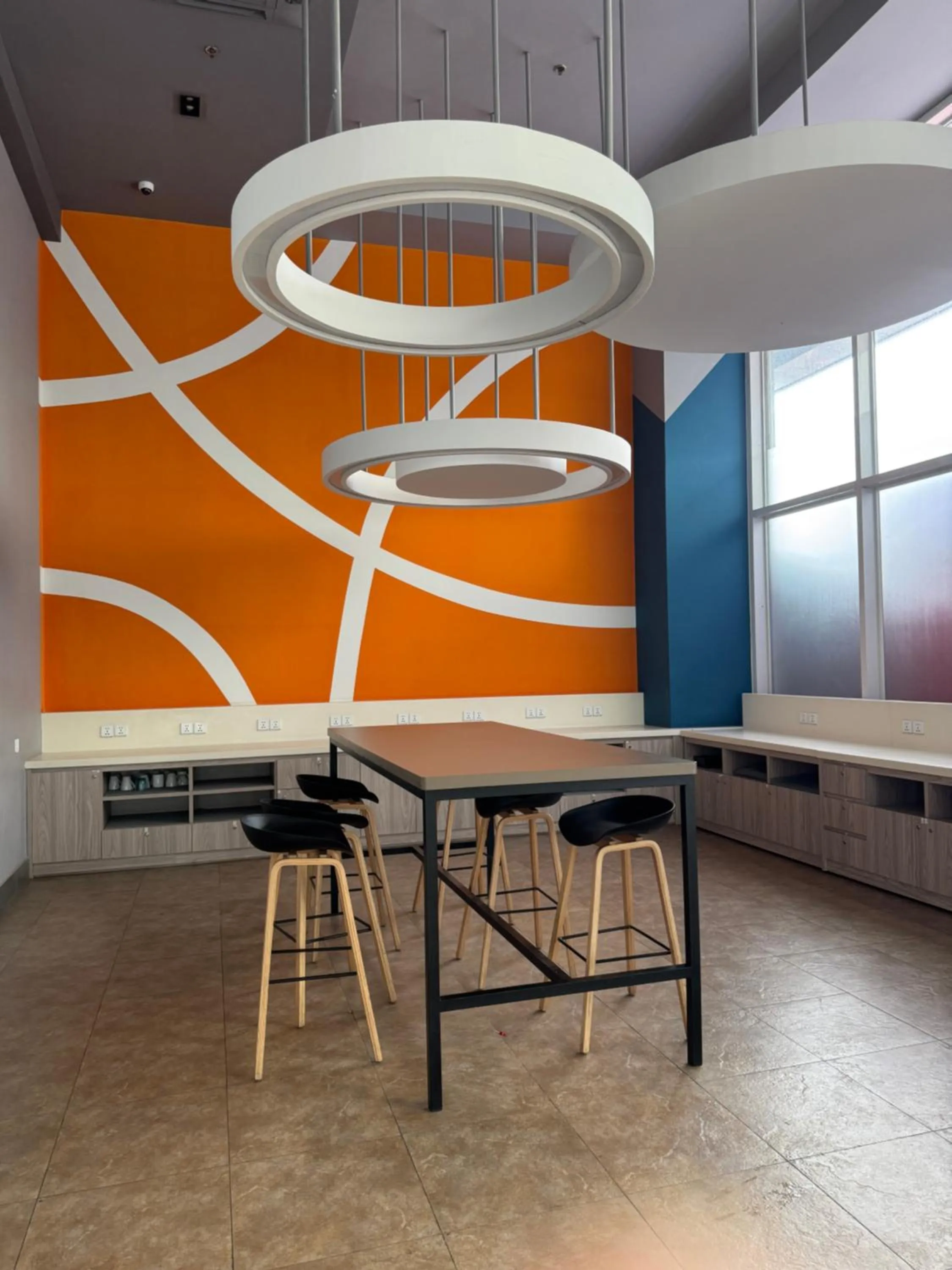 Restaurant/places to eat in ibis budget Phnom Penh Riverside