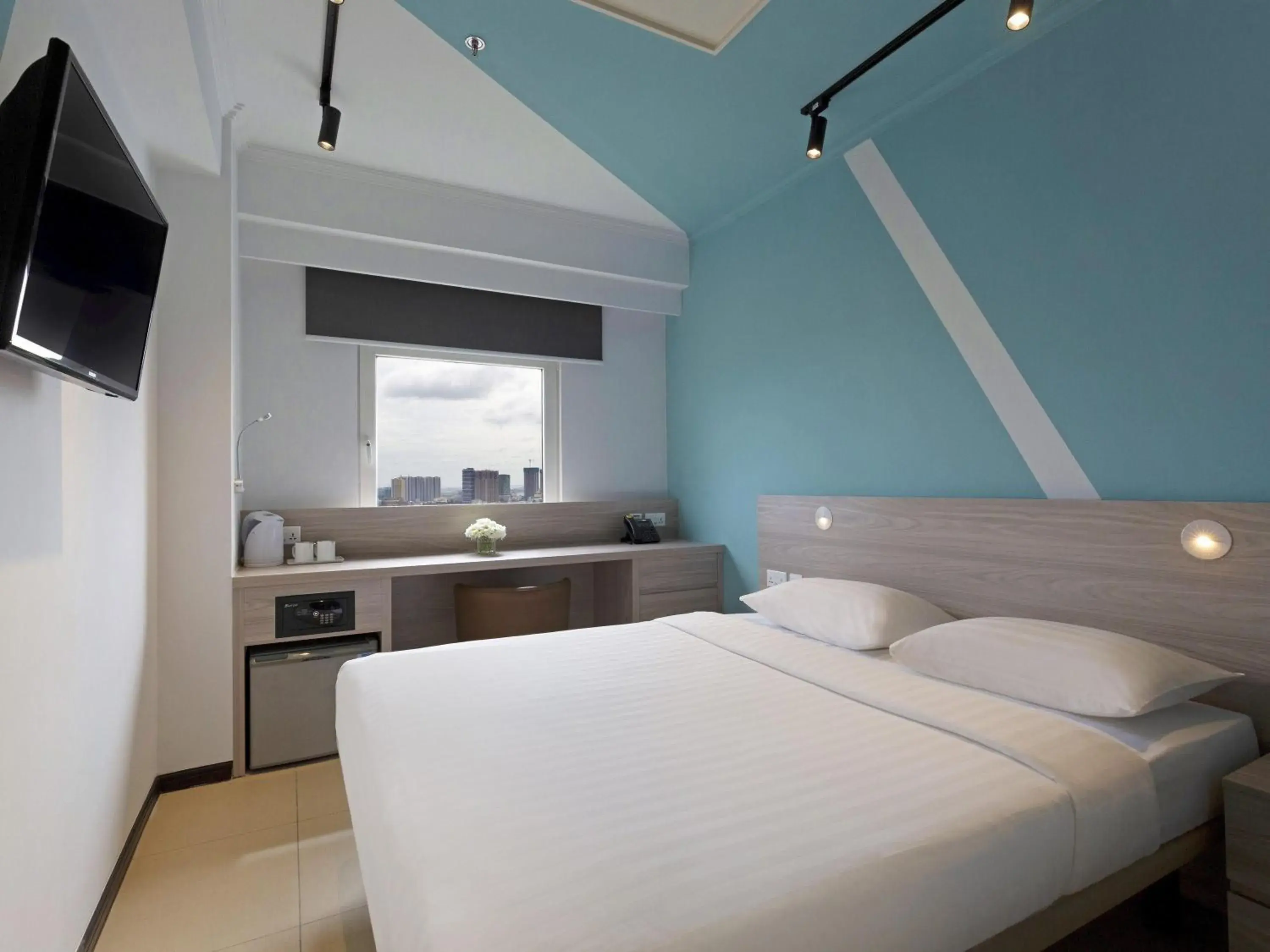 Bedroom, Bed in ibis budget Phnom Penh Riverside Bedroom, Bed in ibis budget Phnom Penh Riverside