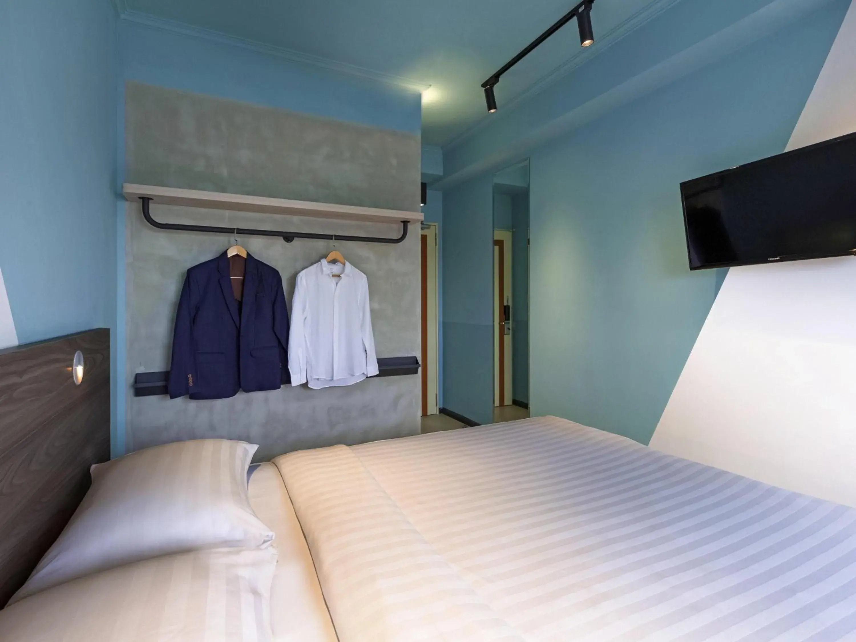 Bedroom, Bed in ibis budget Phnom Penh Riverside Bedroom, Bed in ibis budget Phnom Penh Riverside