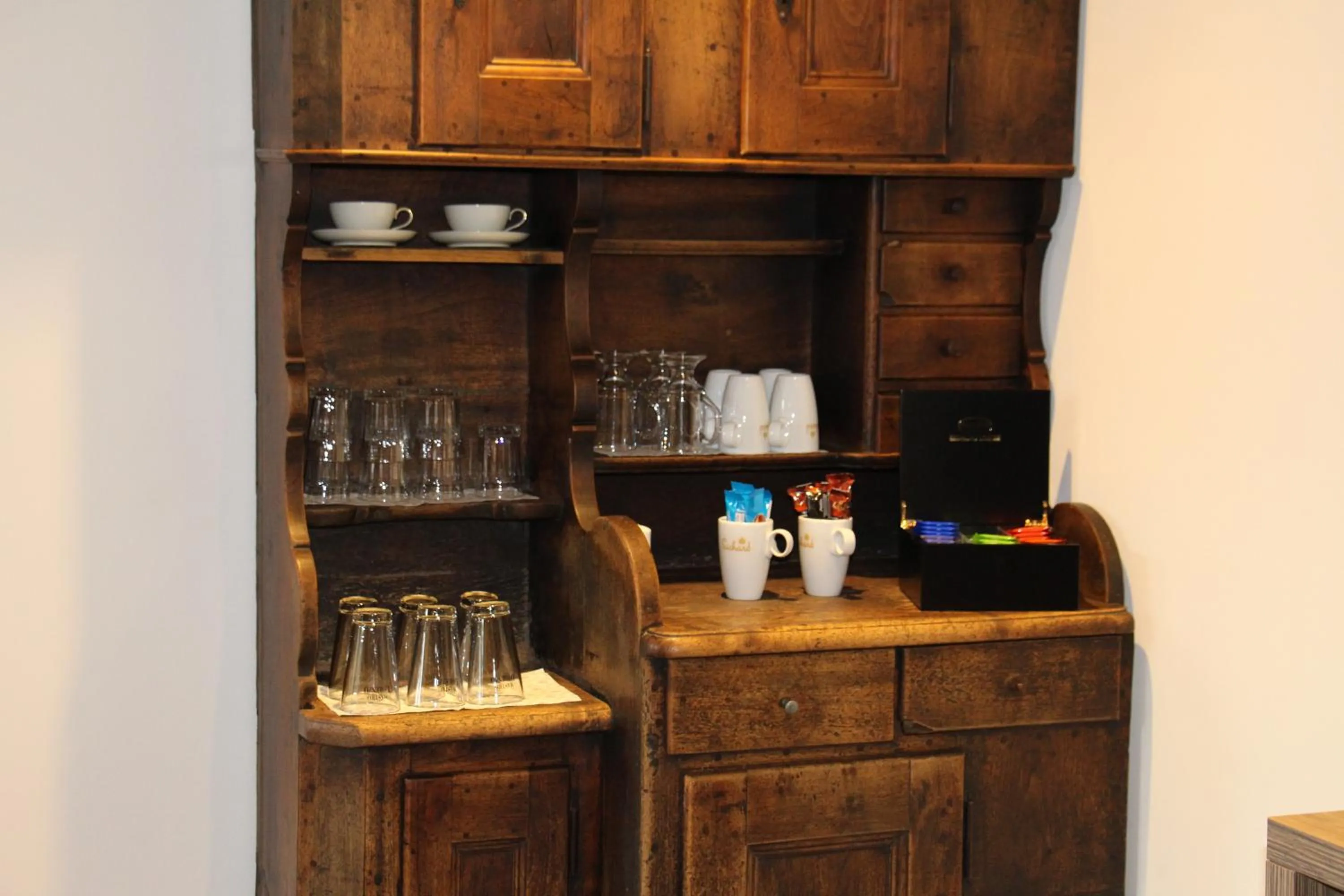 Lounge or bar in B&B Hotel Peter und Paul