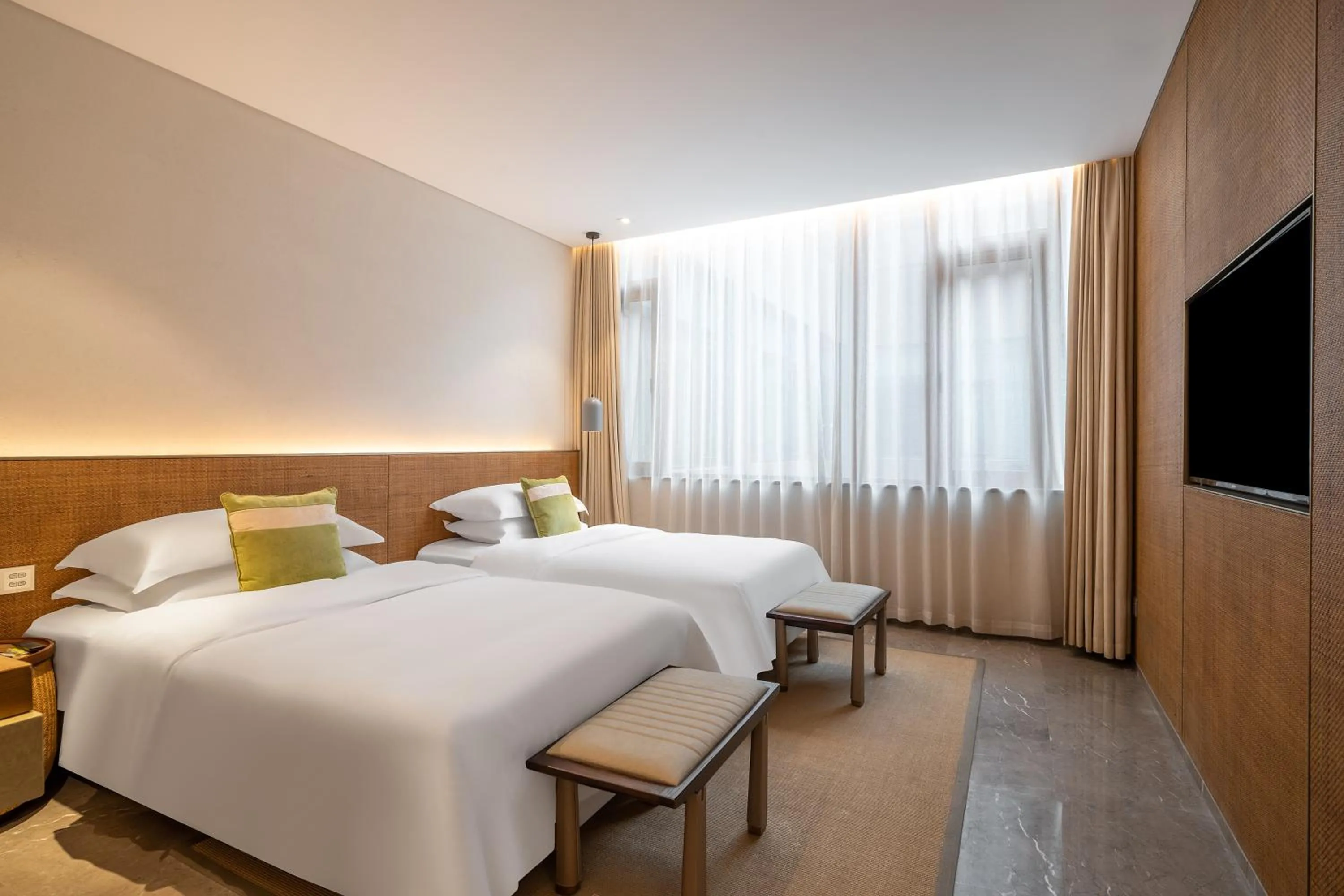 Budget Twin Room in Yangzhou Seclusive Life Hot Spring Resort