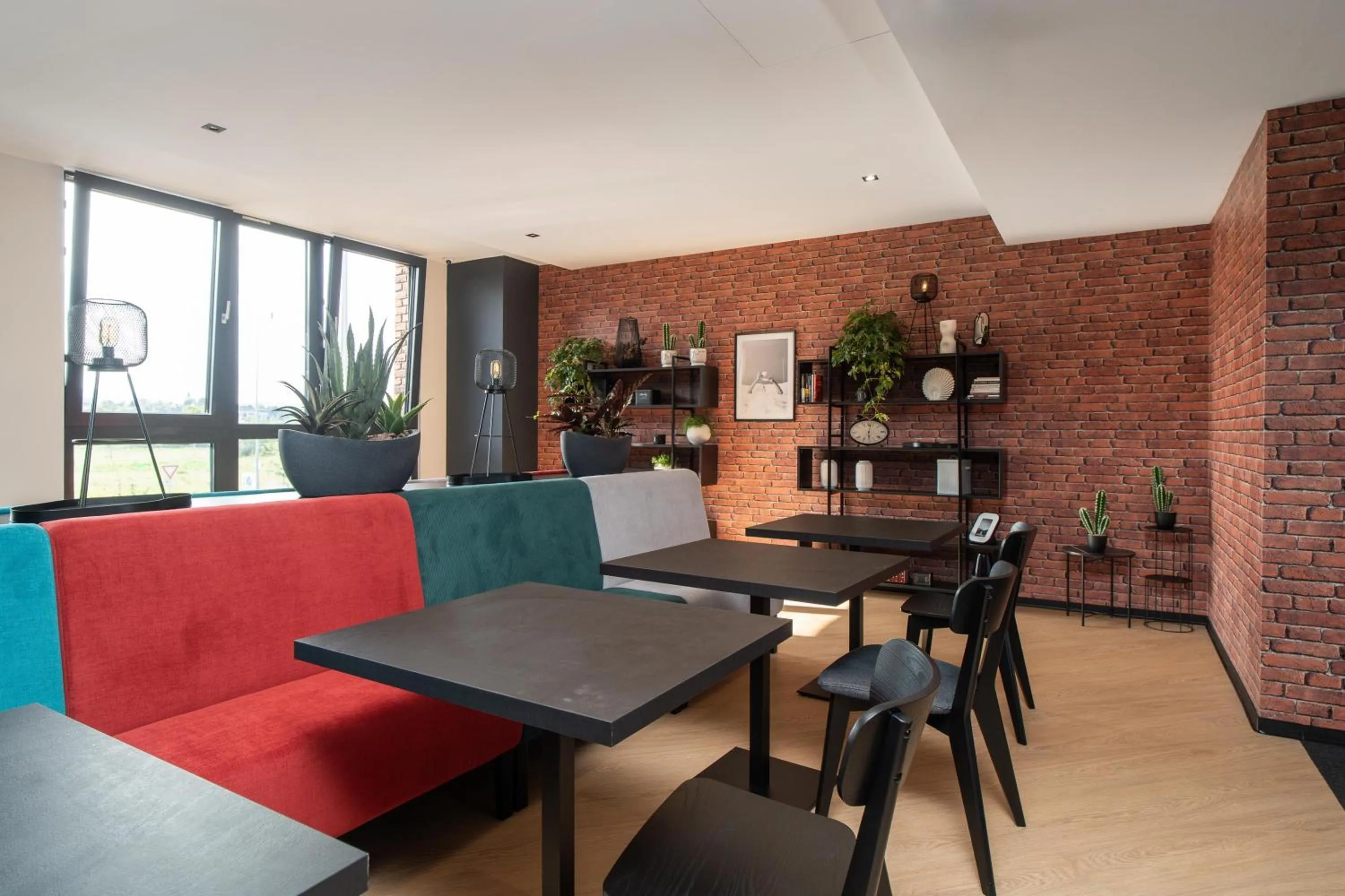 Lobby or reception in Best Western Hotel Presov