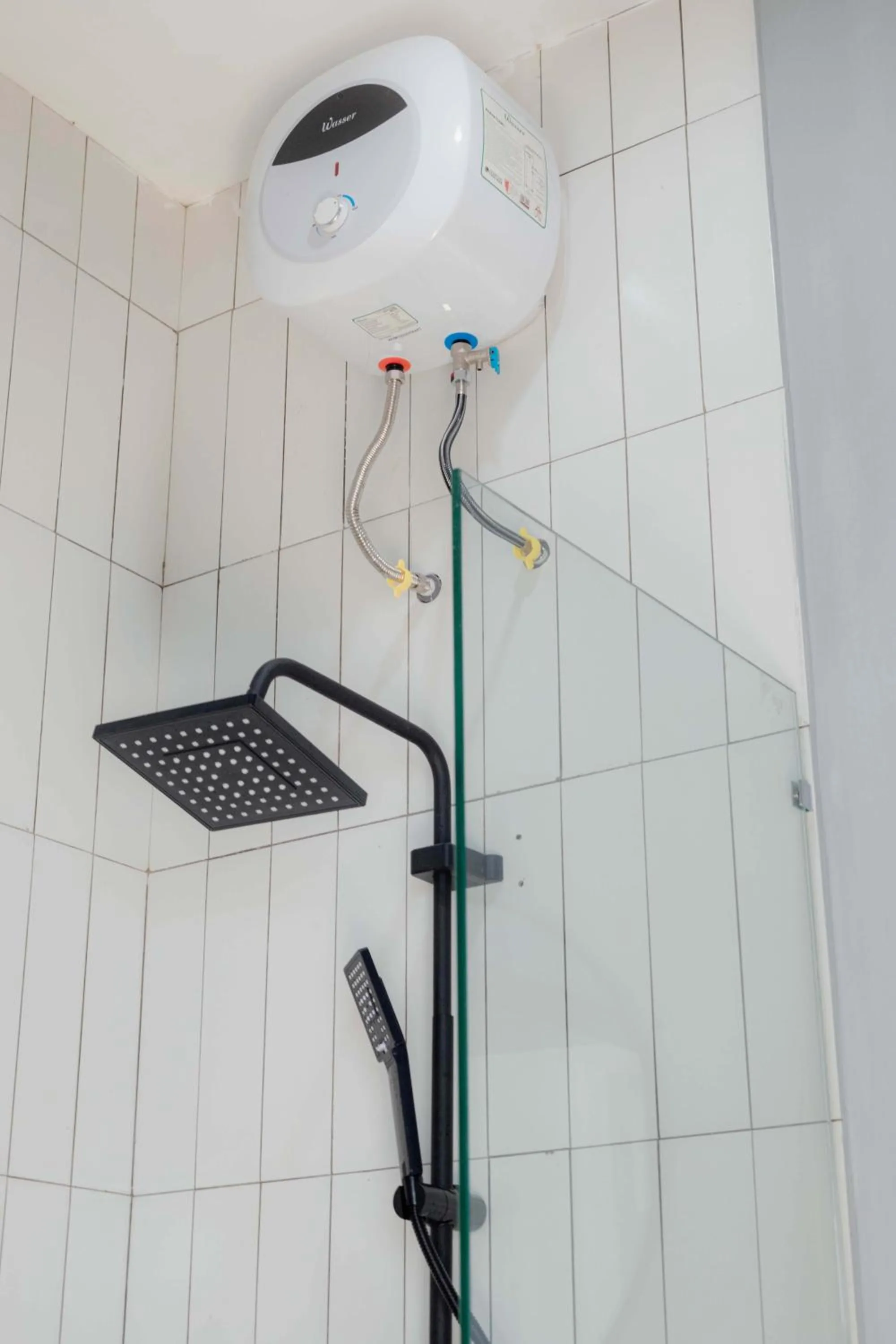 Shower in Marina Villa 1