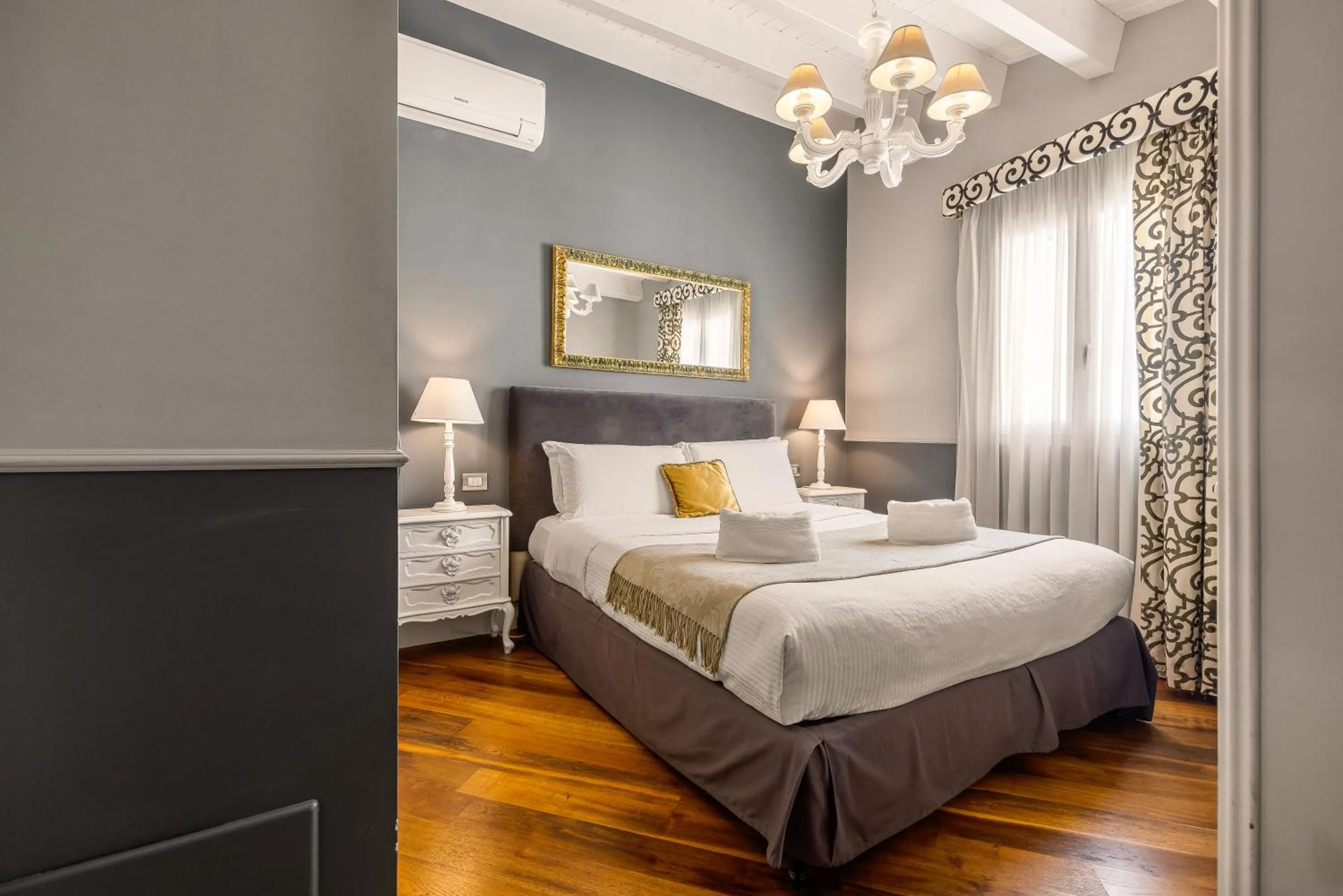 Bedroom, Bed in Dimora Bellini by Hotel Bellini sas