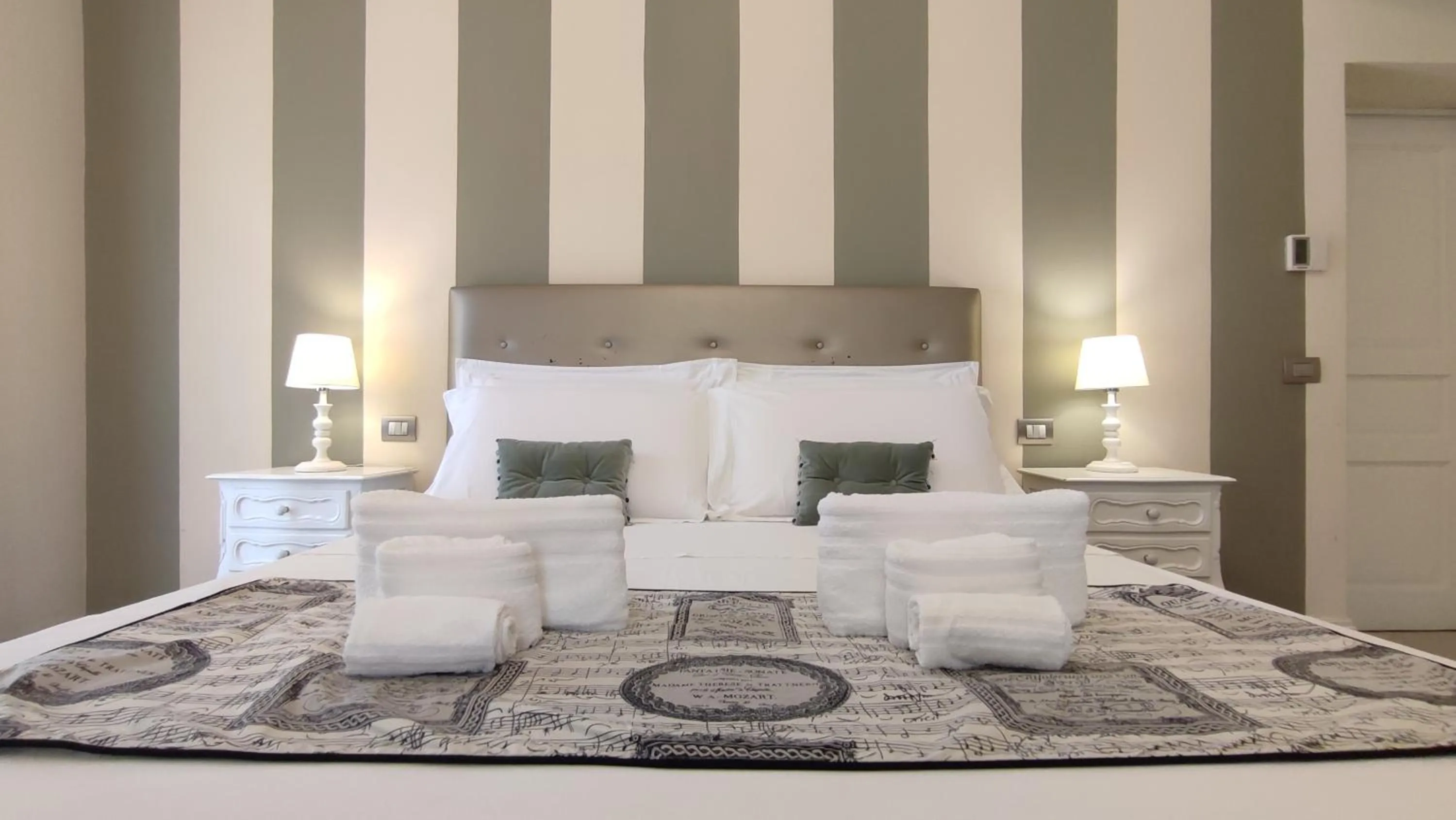 Bed in Dimora Bellini by Hotel Bellini sas