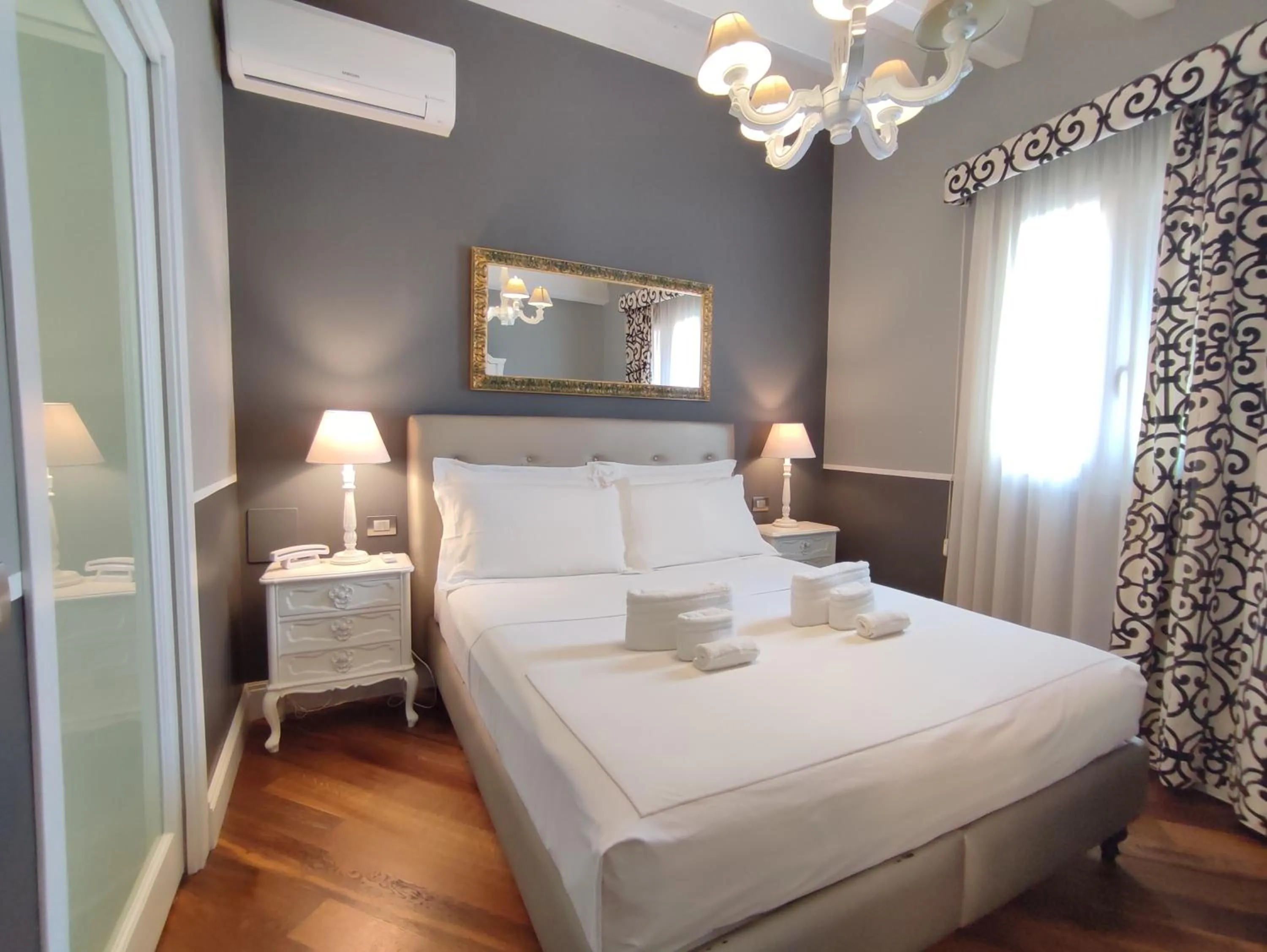 Bed in Dimora Bellini by Hotel Bellini sas