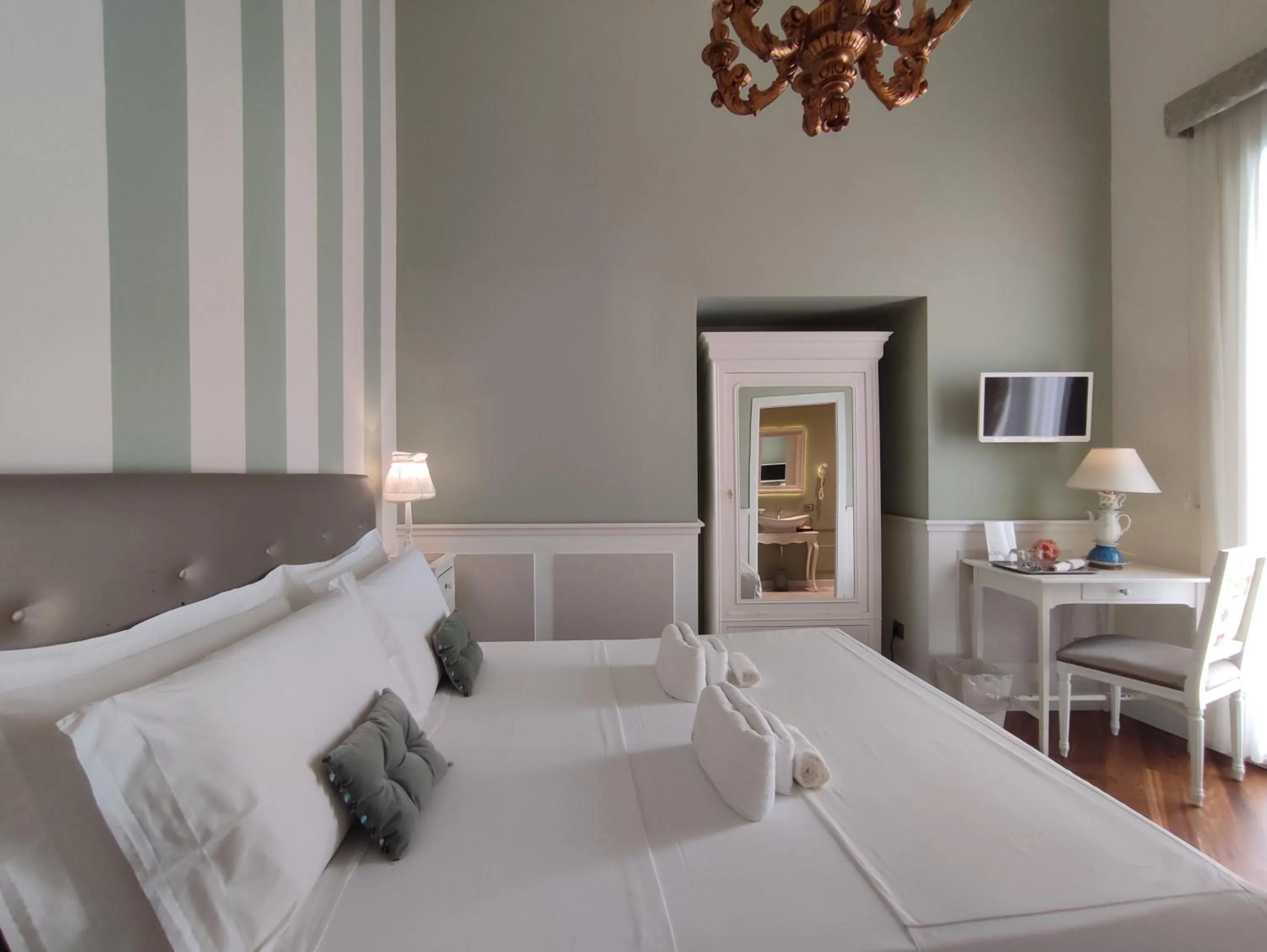 Bed in Dimora Bellini by Hotel Bellini sas