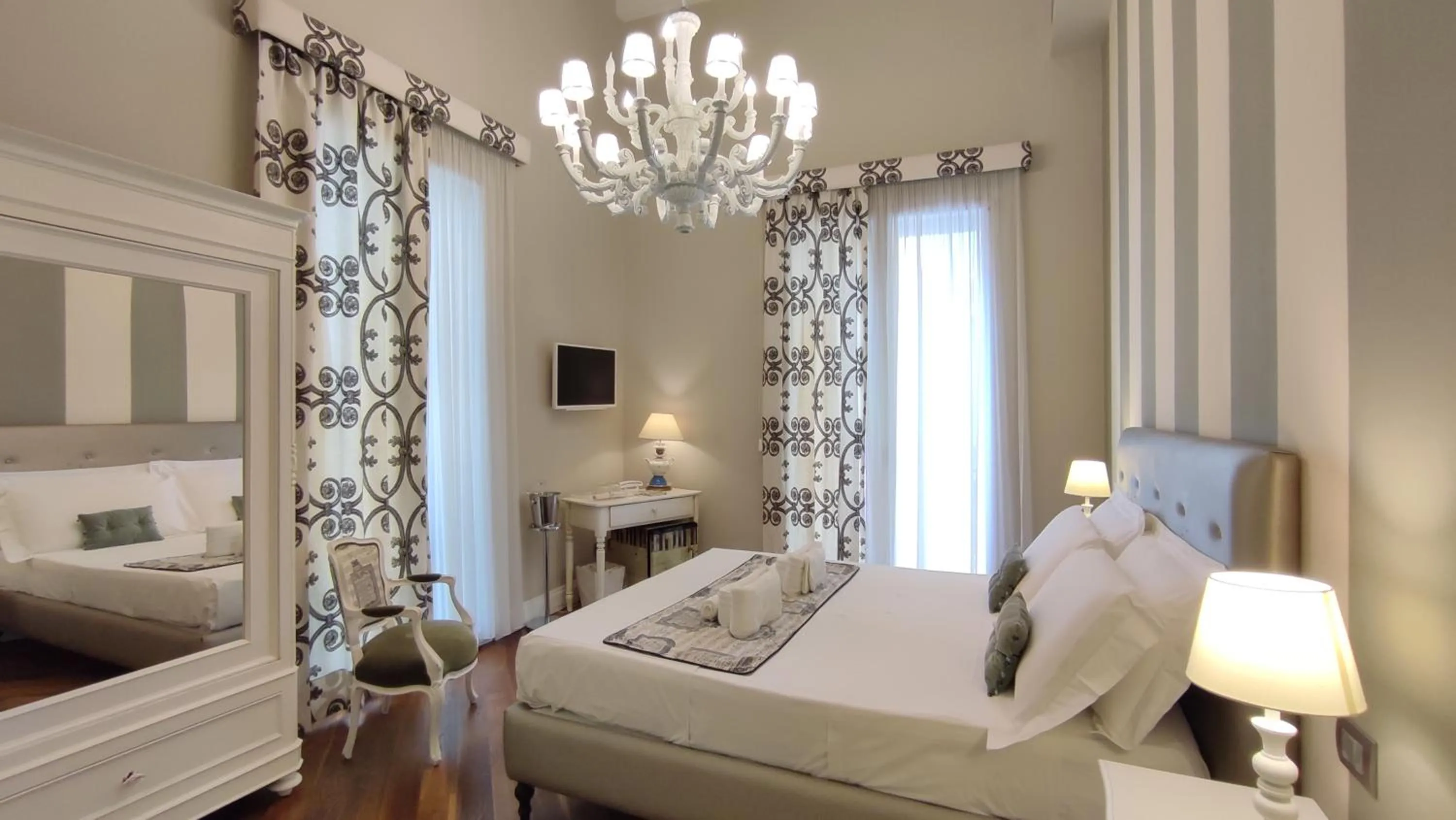 Bed in Dimora Bellini by Hotel Bellini sas