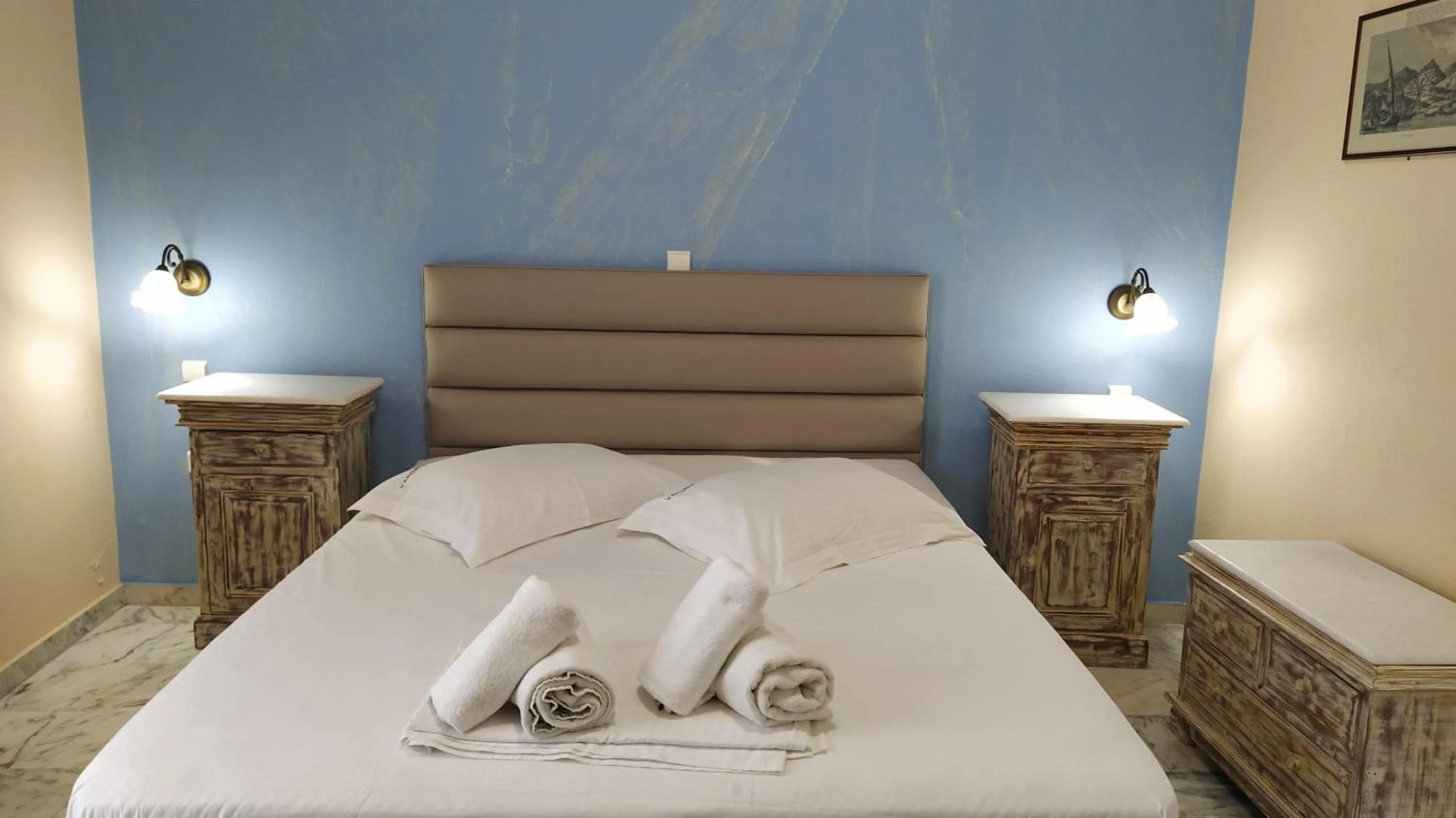Bed in Vaporia