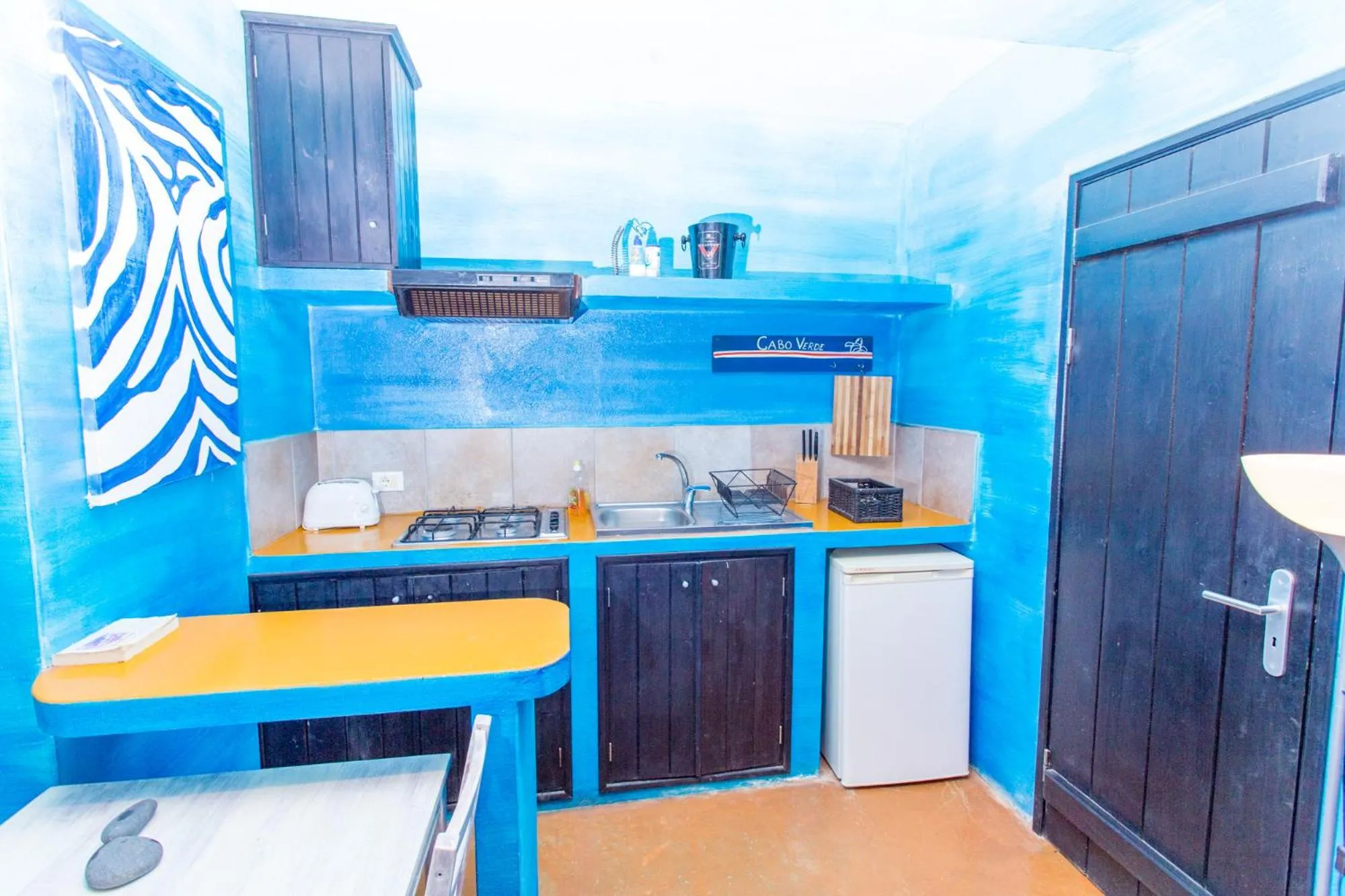 Kitchen or kitchenette in Surfactivity Guest House