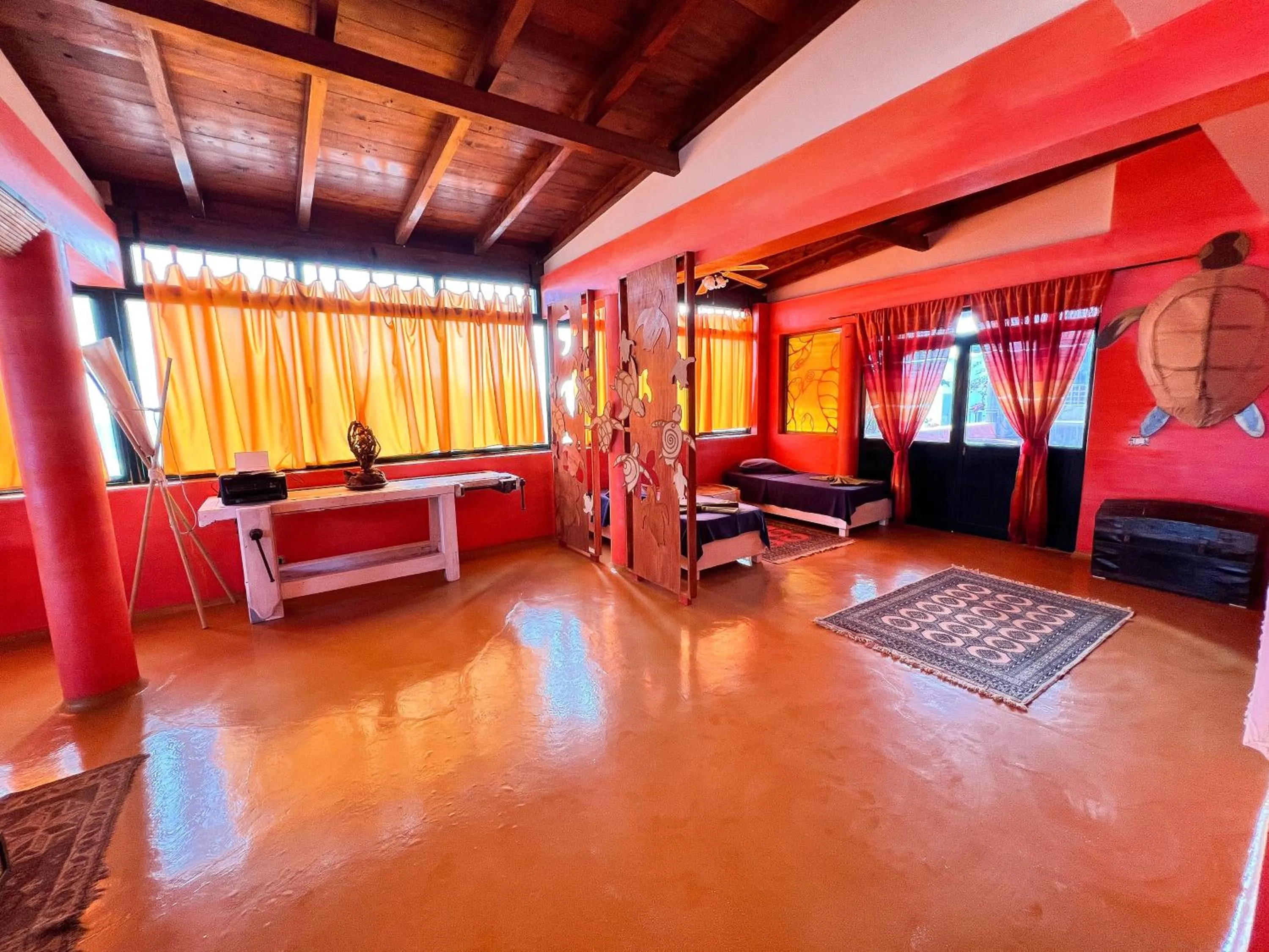 Surfactivity Guest House