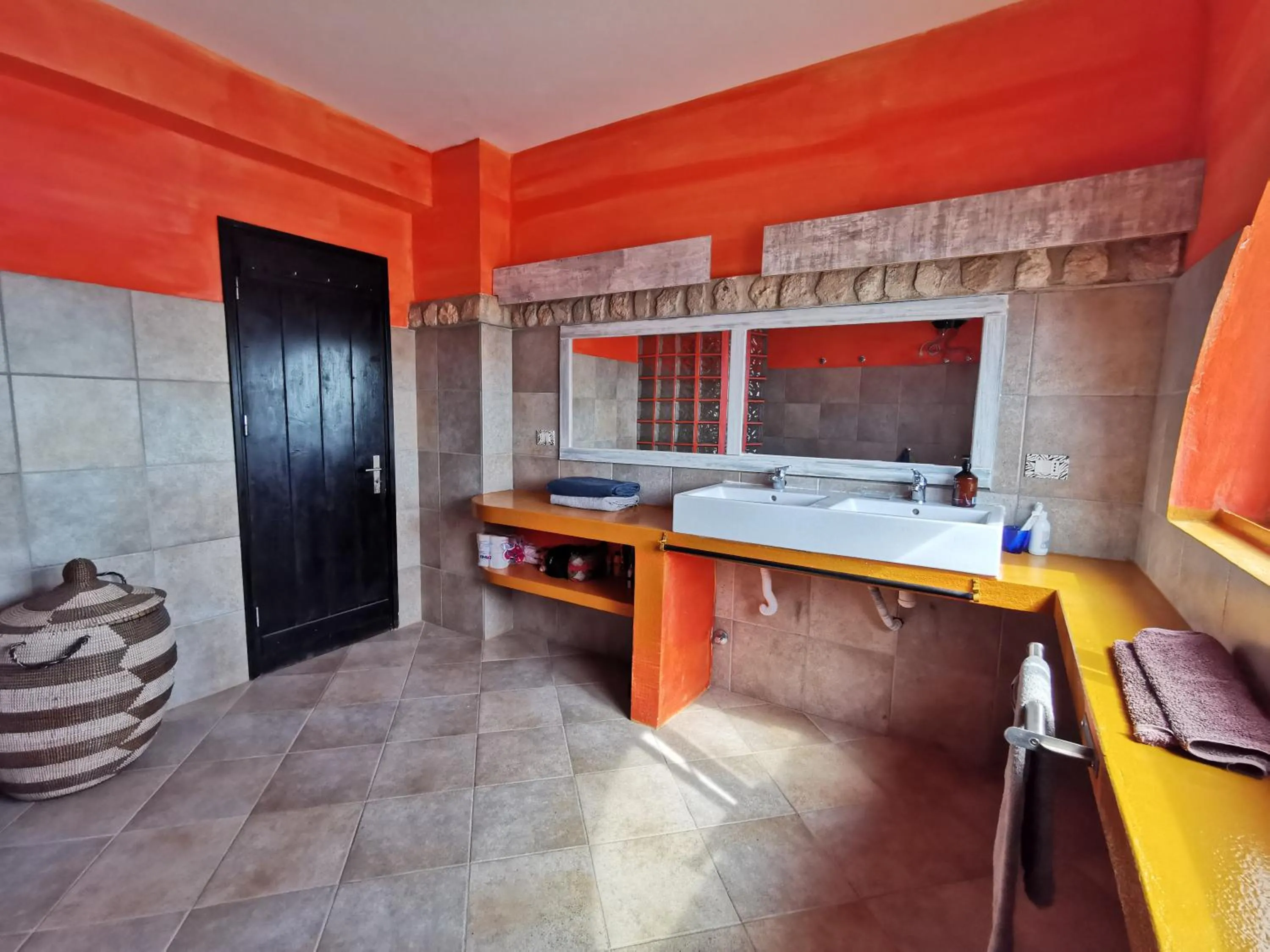 Surfactivity Guest House