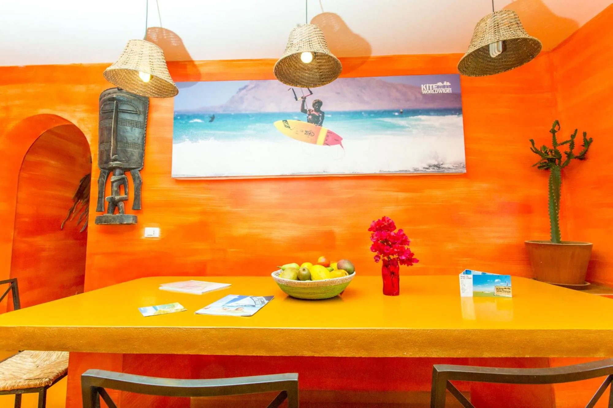 Dining area in Surfactivity Guest House