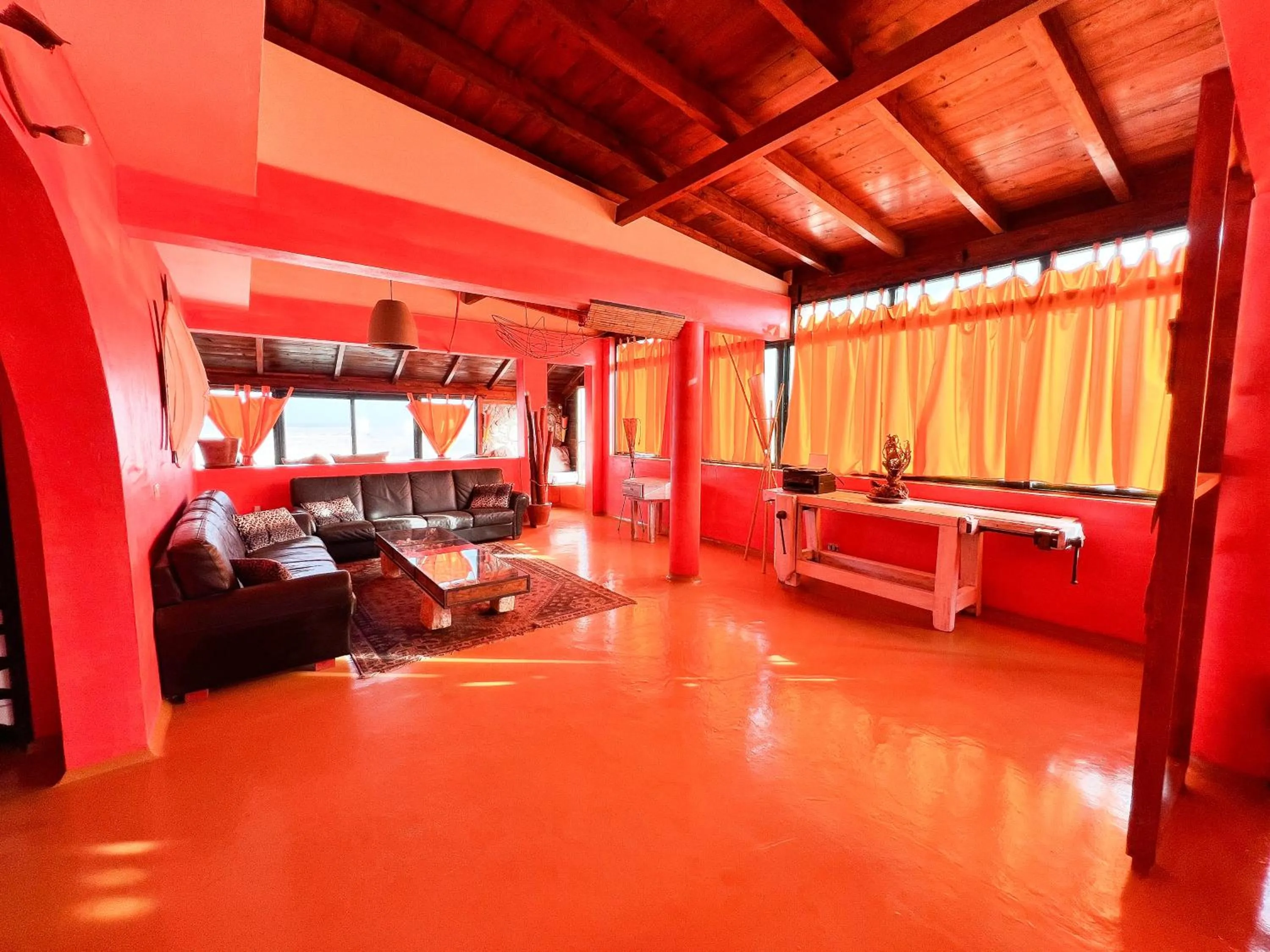 Surfactivity Guest House