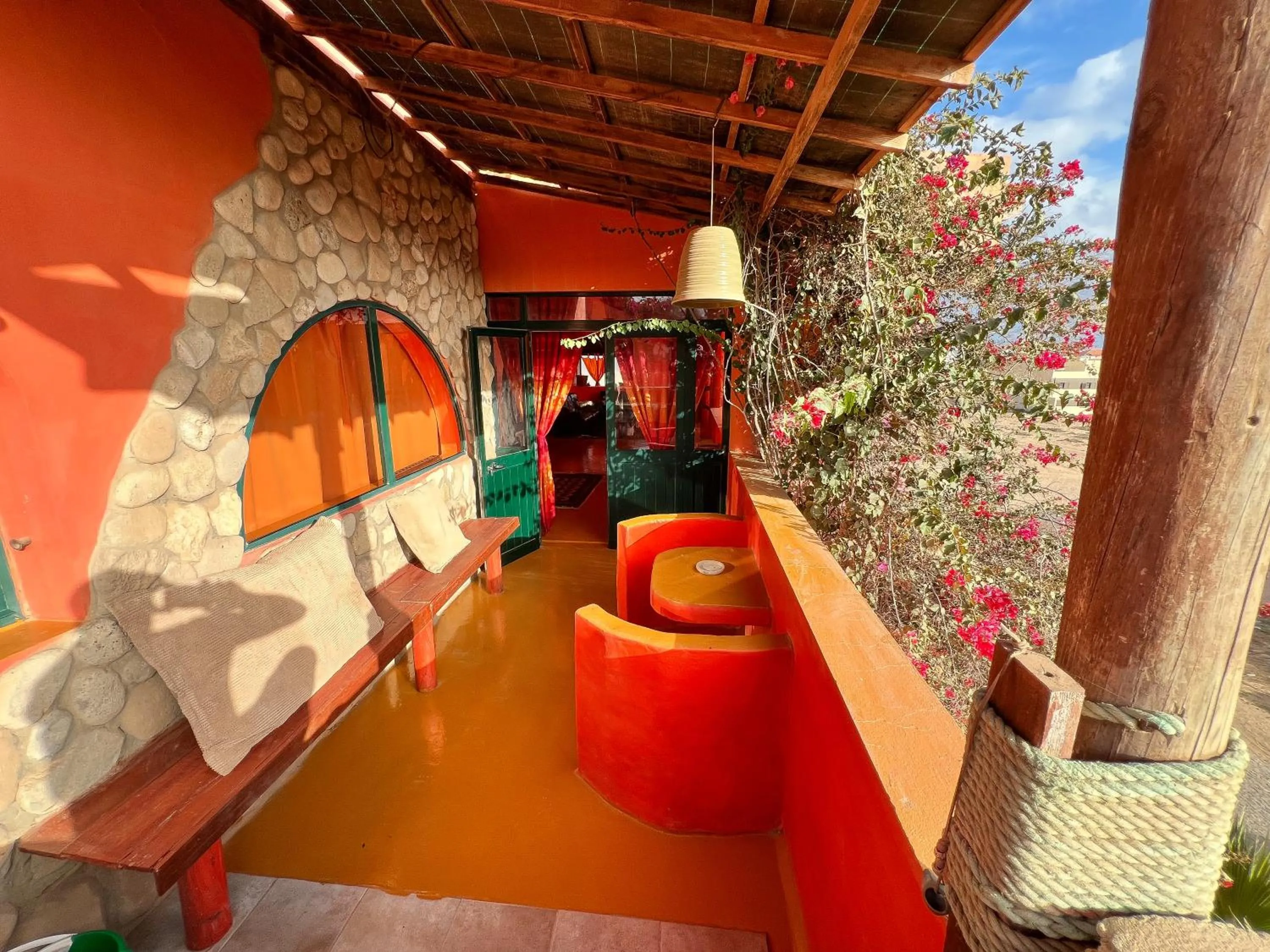 Surfactivity Guest House
