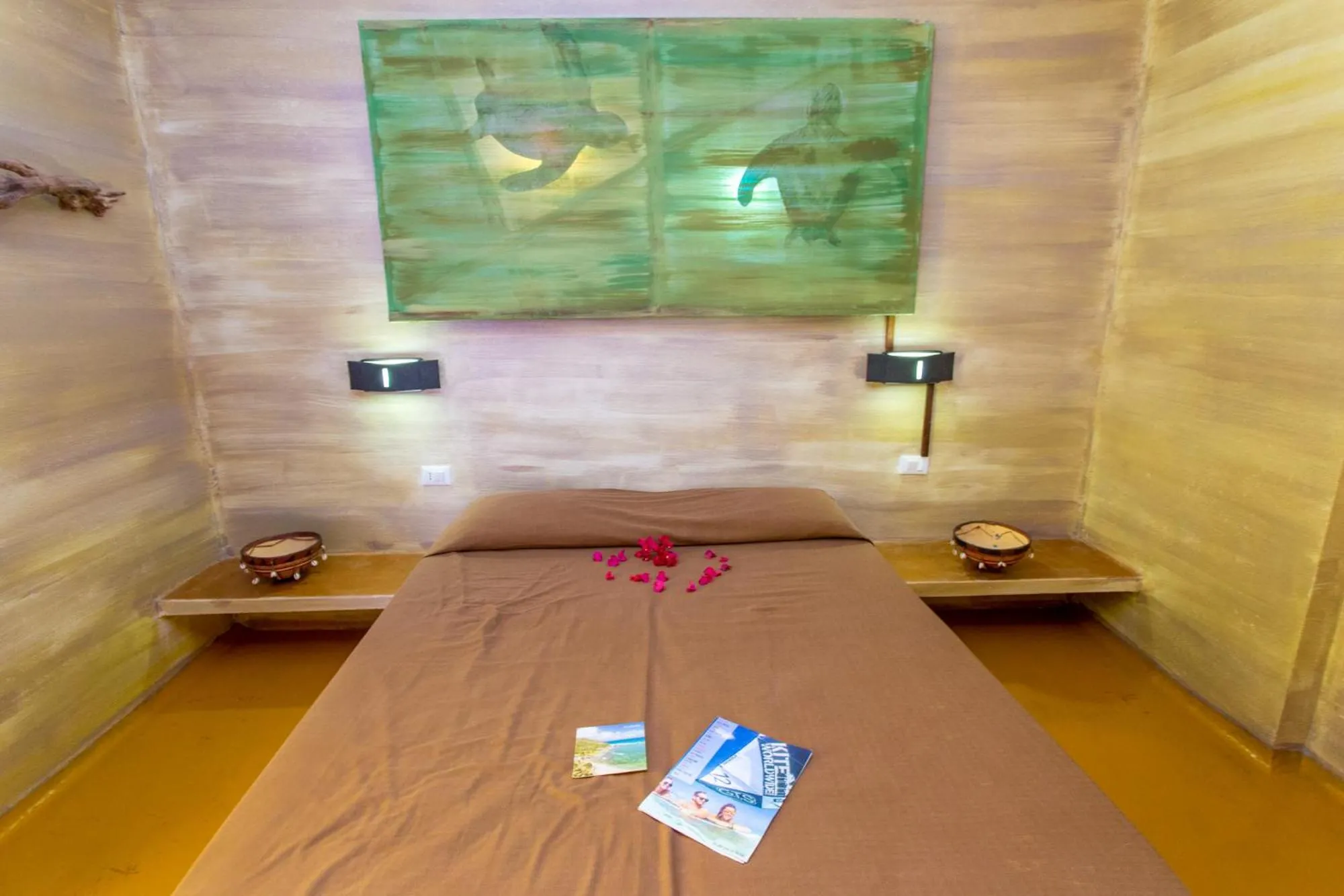 Bed in Surfactivity Guest House